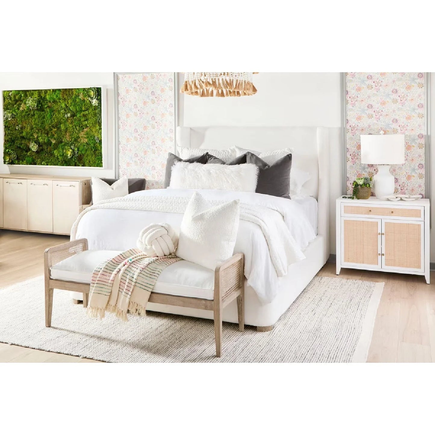 Luxury Modern White Fabric Bed European Style for Villa