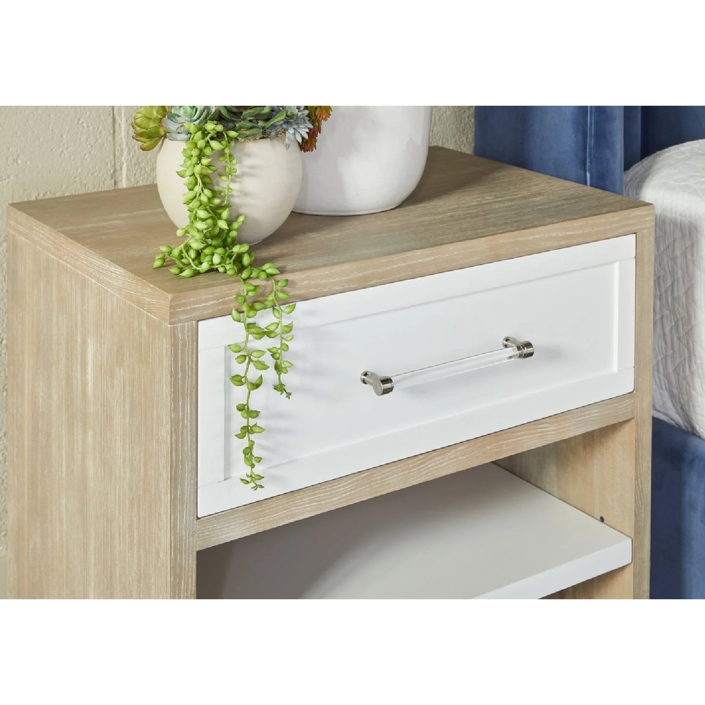 Luxury Modern Wrenn Nightstand European Style for Villa