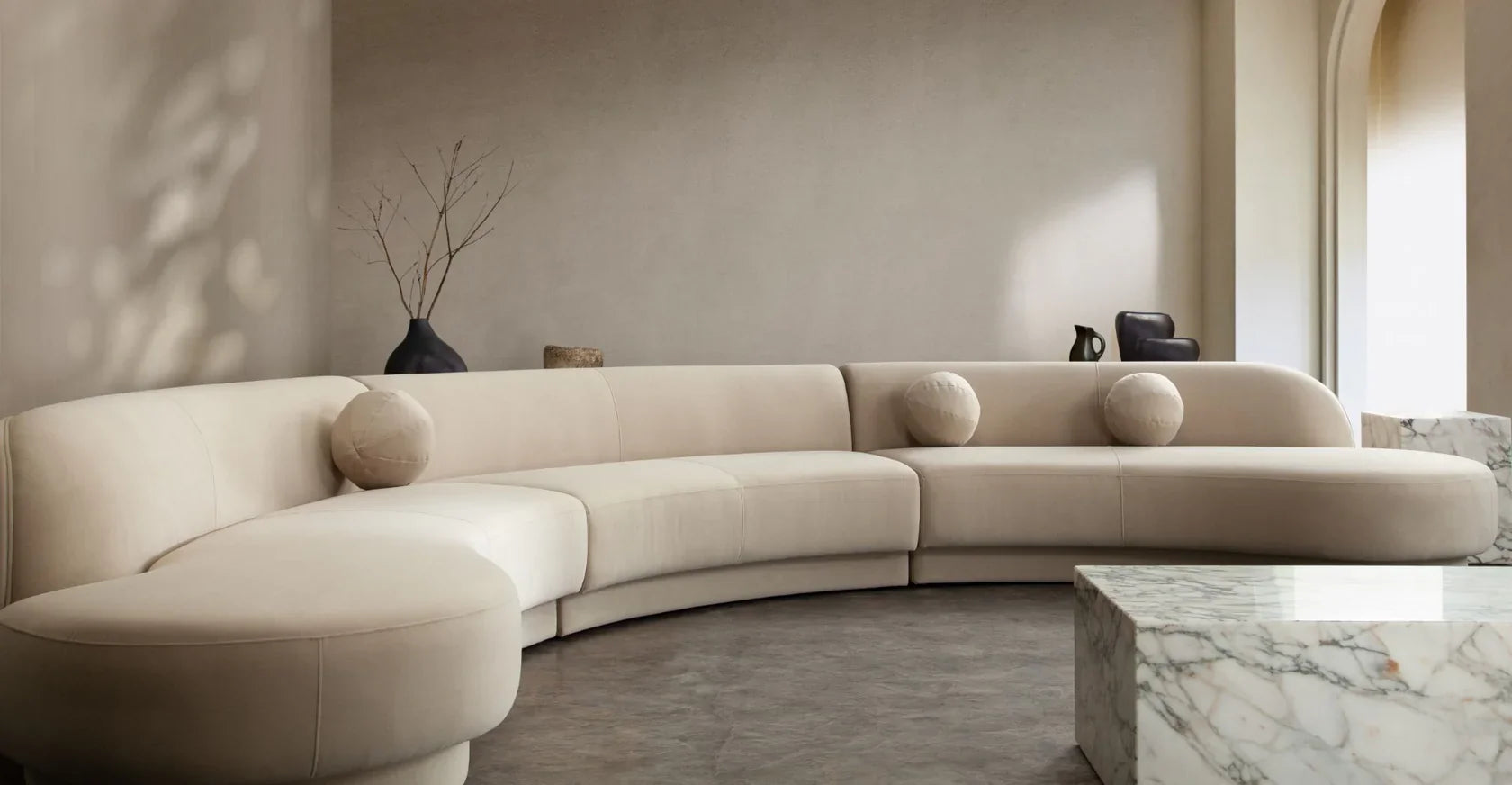 Luxury Modern Zelda Curved Sofa European Style for Villa