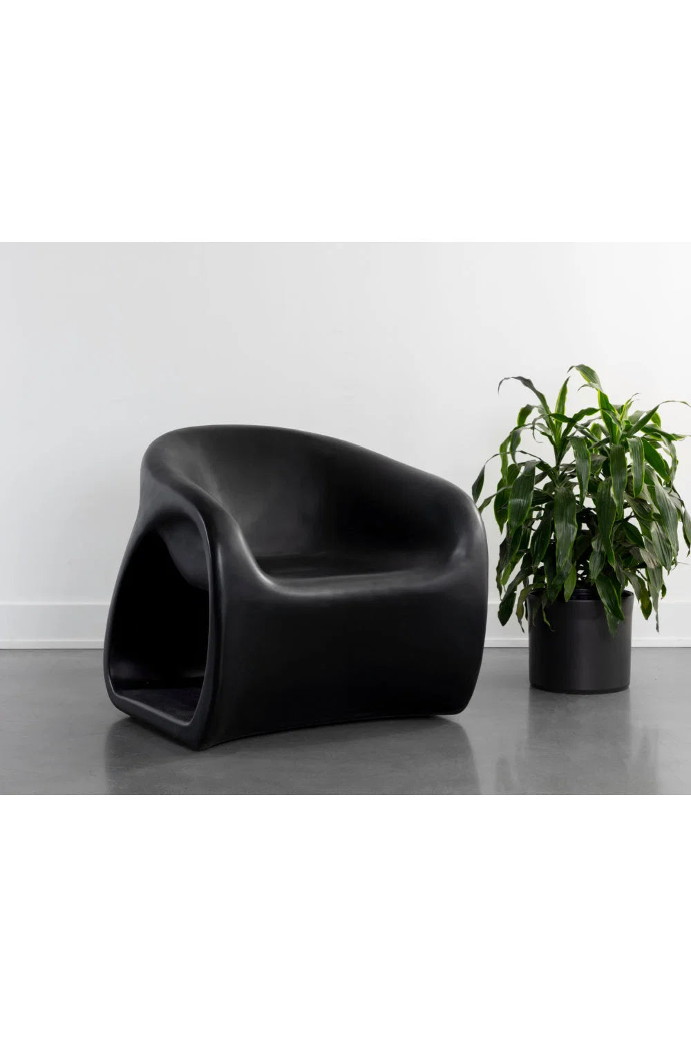 Luxury Molded Concrete Lounge Chair European Style for Villa