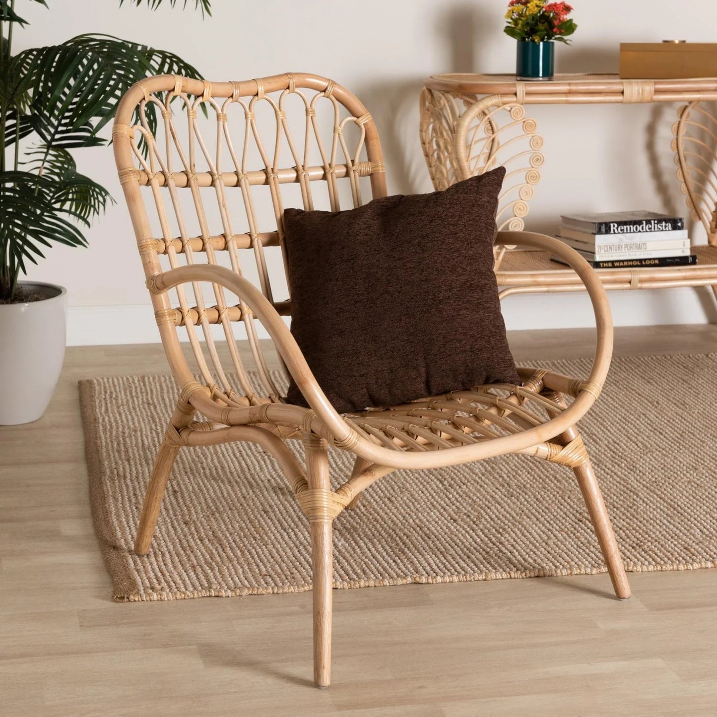 Luxury Natural Rattan Openwork Lounge Chair European Style for Villa