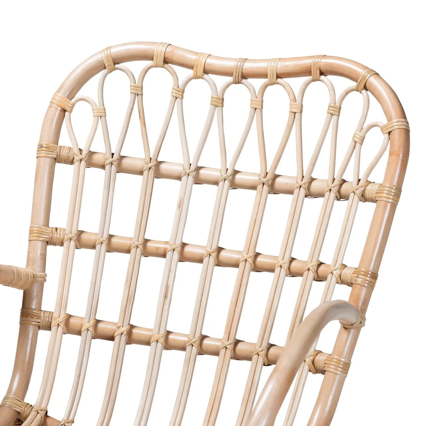 Luxury Natural Rattan Openwork Lounge Chair European Style for Villa