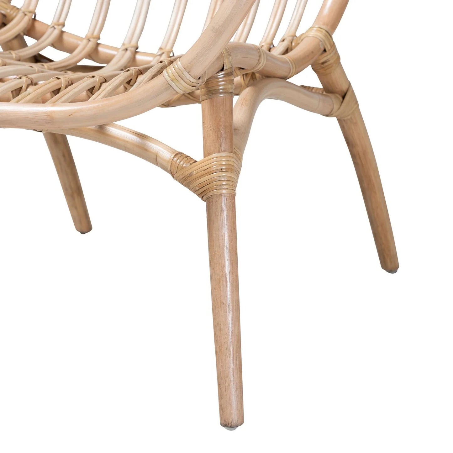 Luxury Natural Rattan Openwork Lounge Chair European Style for Villa