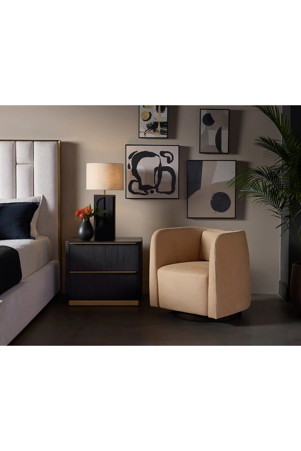 Luxury Nubuck Leather Swivel Lounge Chair Modern Italian Style for Villa