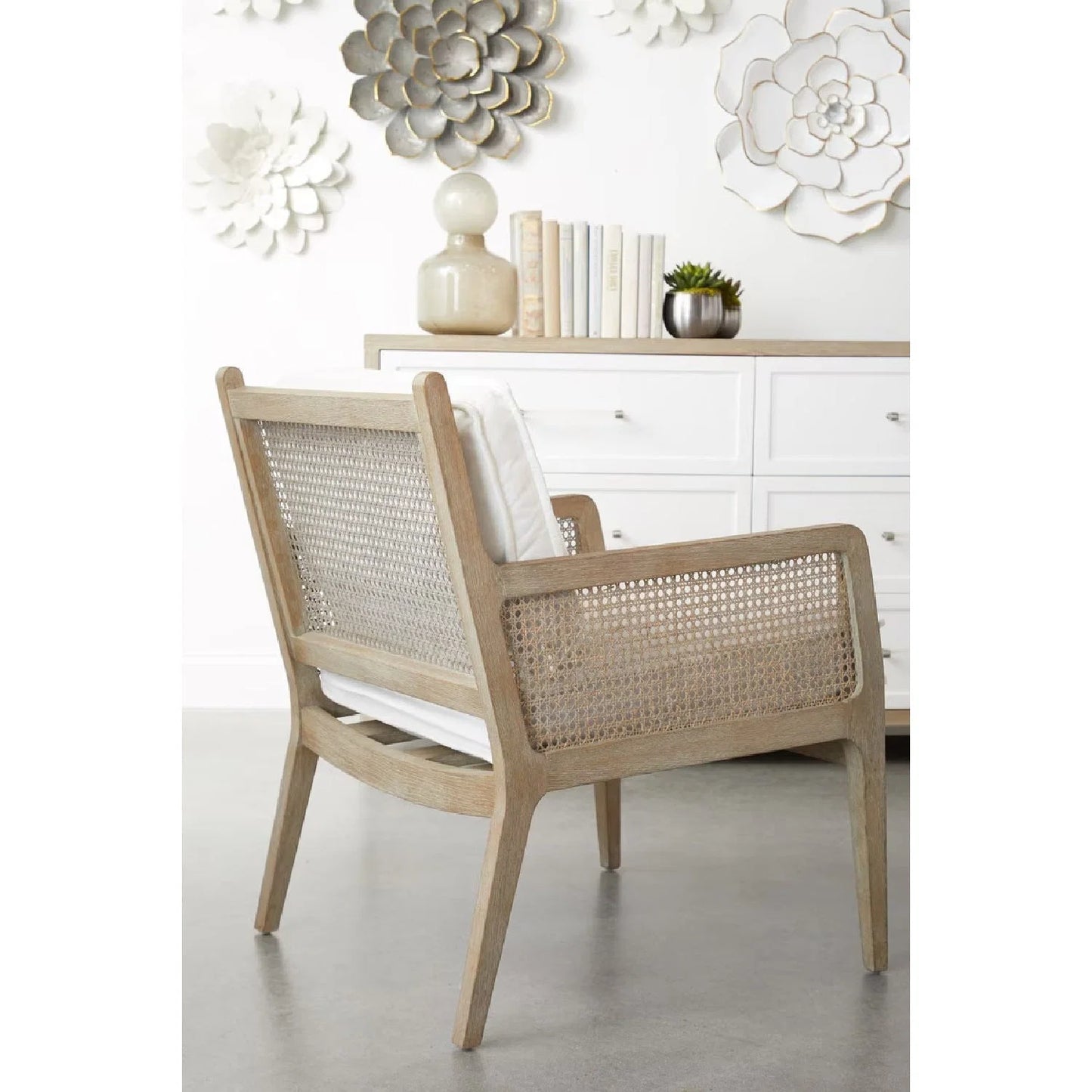 Luxury Oak Canework Lounge Chair Modern Italian Style for Villa