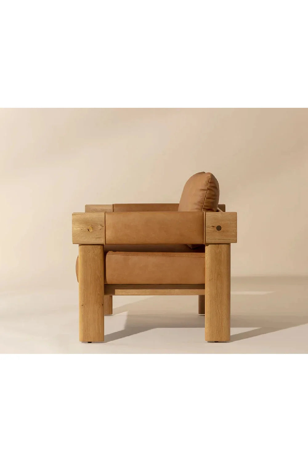 Luxury Oak Framed Leather Lounge Chair Modern Italian Style for Villa