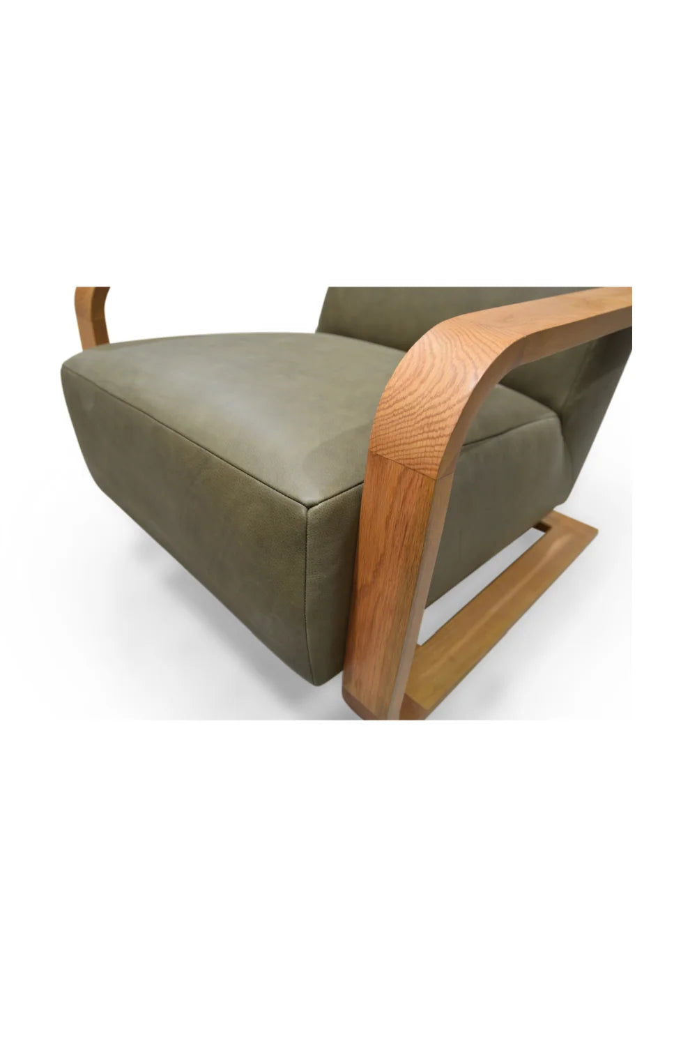 Luxury Oak Framed Lounge Chair Modern Italian Style for Villa