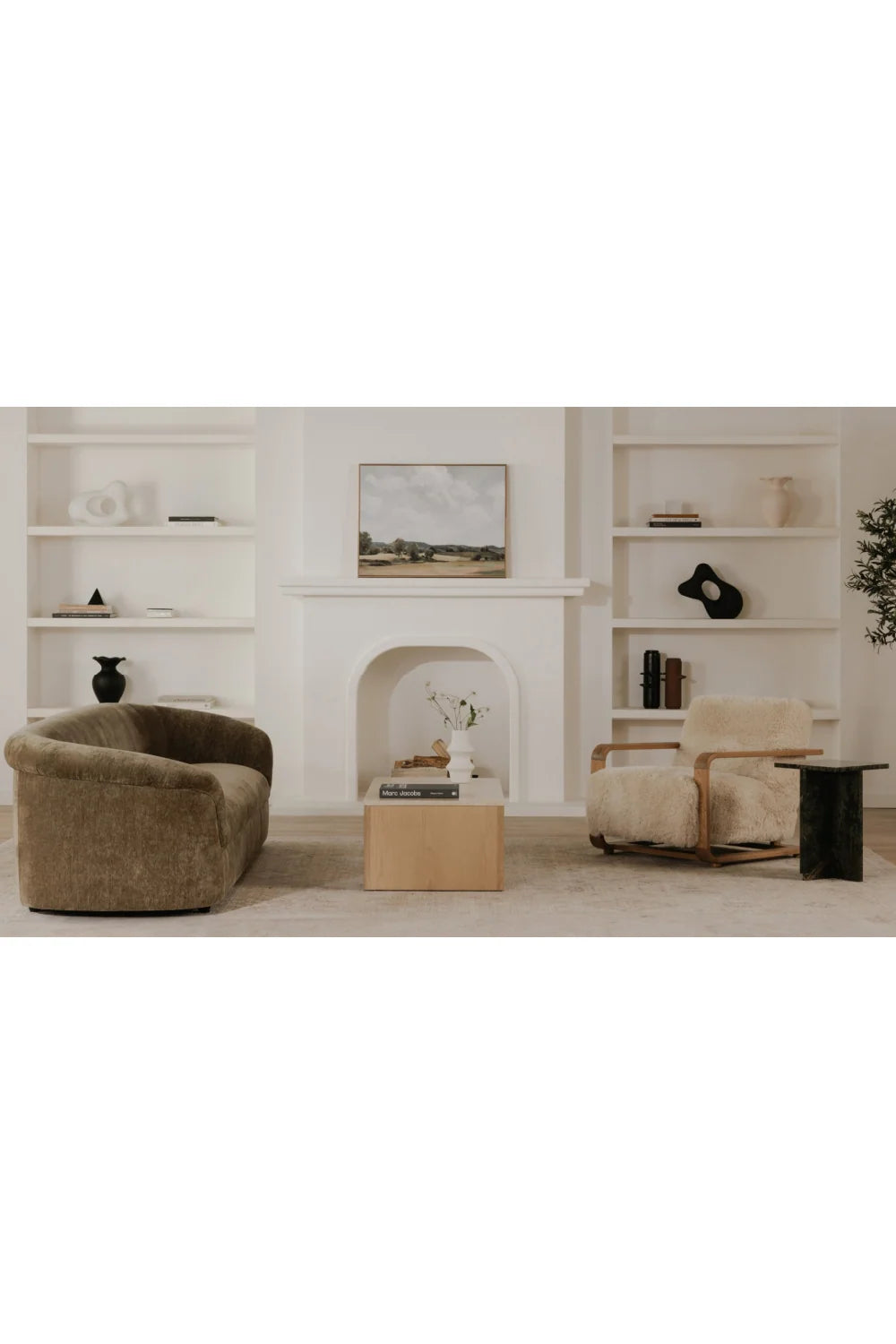 Luxury Oak Framed Lounge Chair Modern Italian Style for Villa