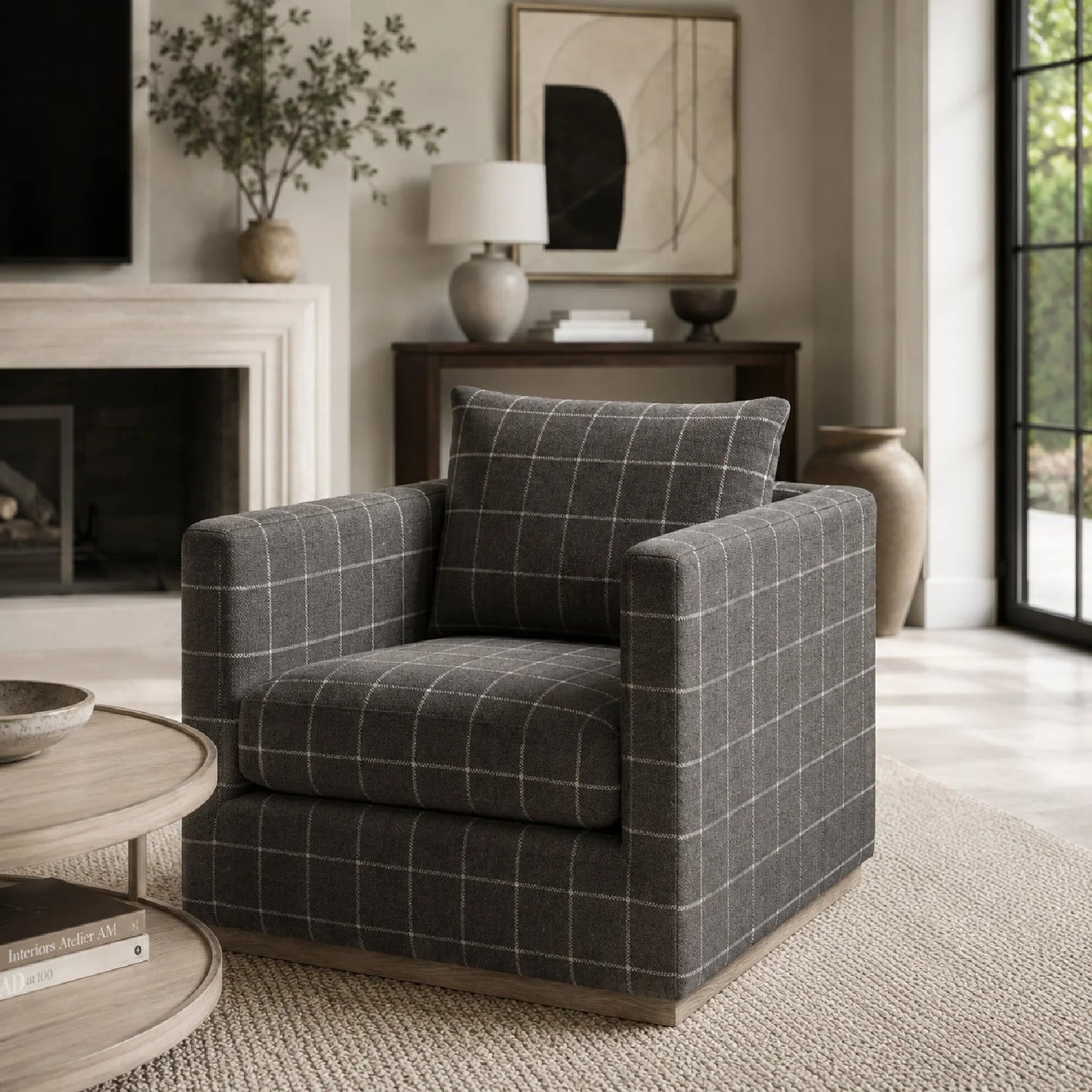 Luxury Oak Framed Swivel Club Chair European Style for Villa