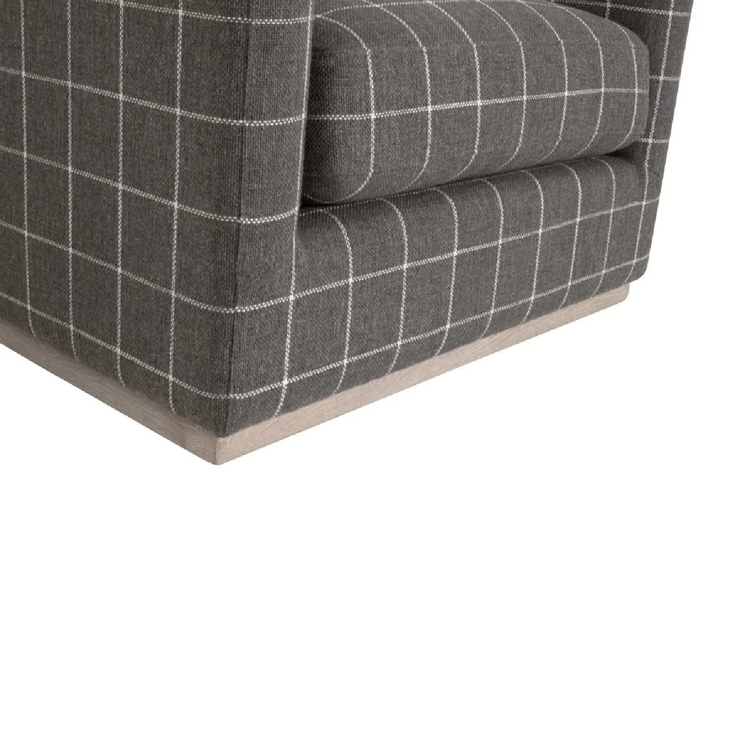 Luxury Oak Framed Swivel Club Chair European Style for Villa