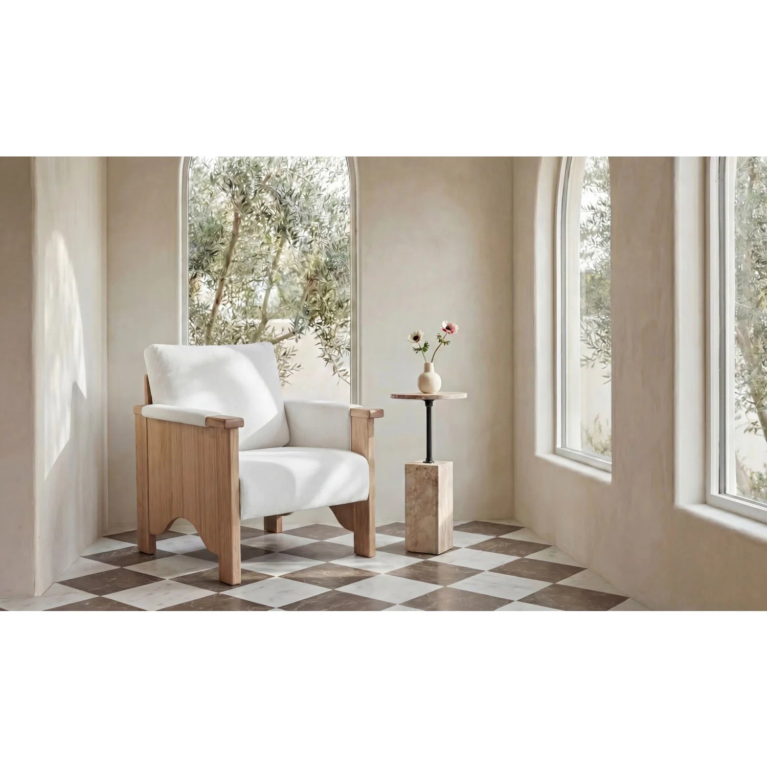 Luxury Oak Framed Upholstered Accent Chair European Style for Villa