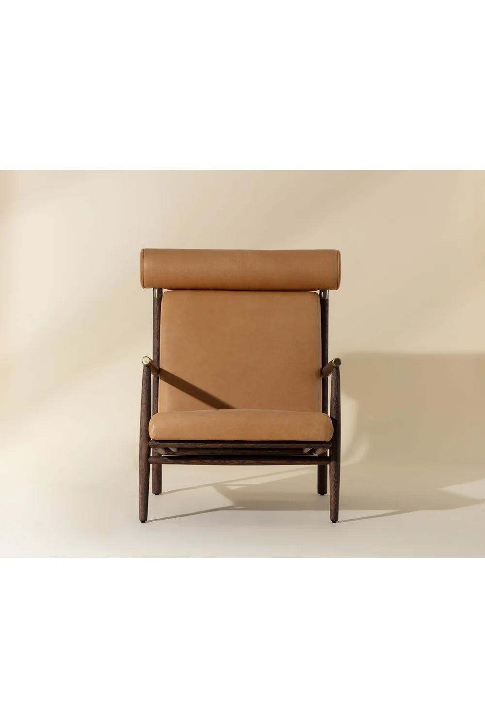 Luxury Oak Leather Lounge Chair Modern Italian Style for Villa