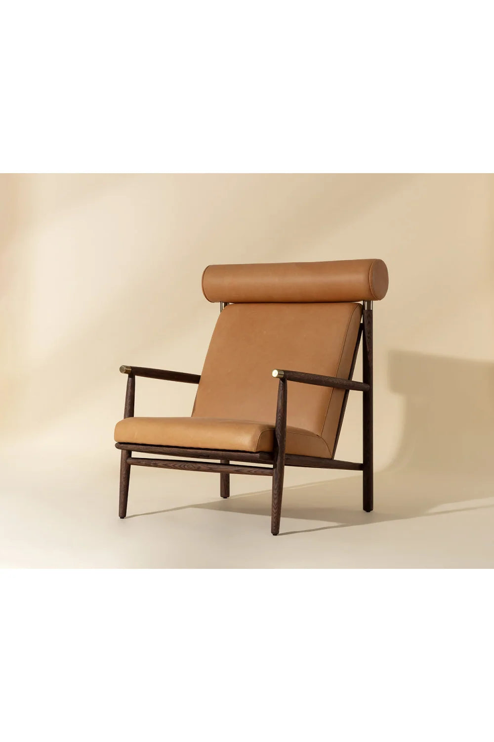 Luxury Oak Leather Lounge Chair Modern Italian Style for Villa