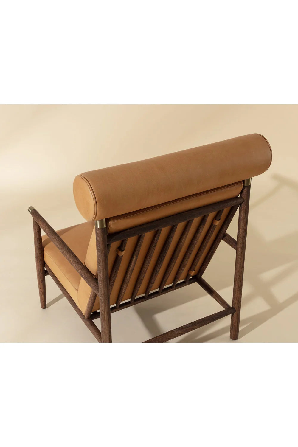 Luxury Oak Leather Lounge Chair Modern Italian Style for Villa
