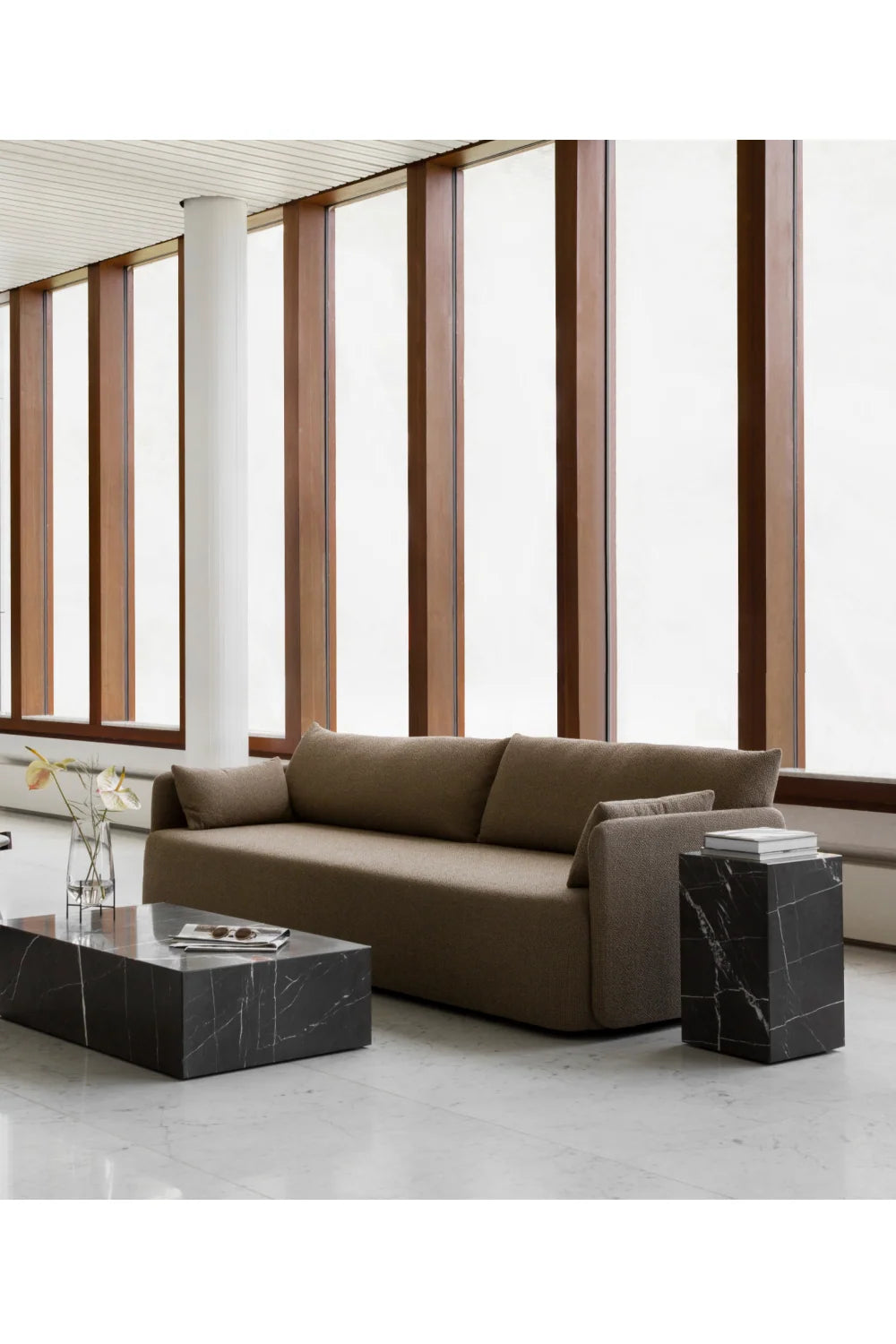 Luxury Offset Fabric 3-Seater Sofa Modern Italian Style for Villa