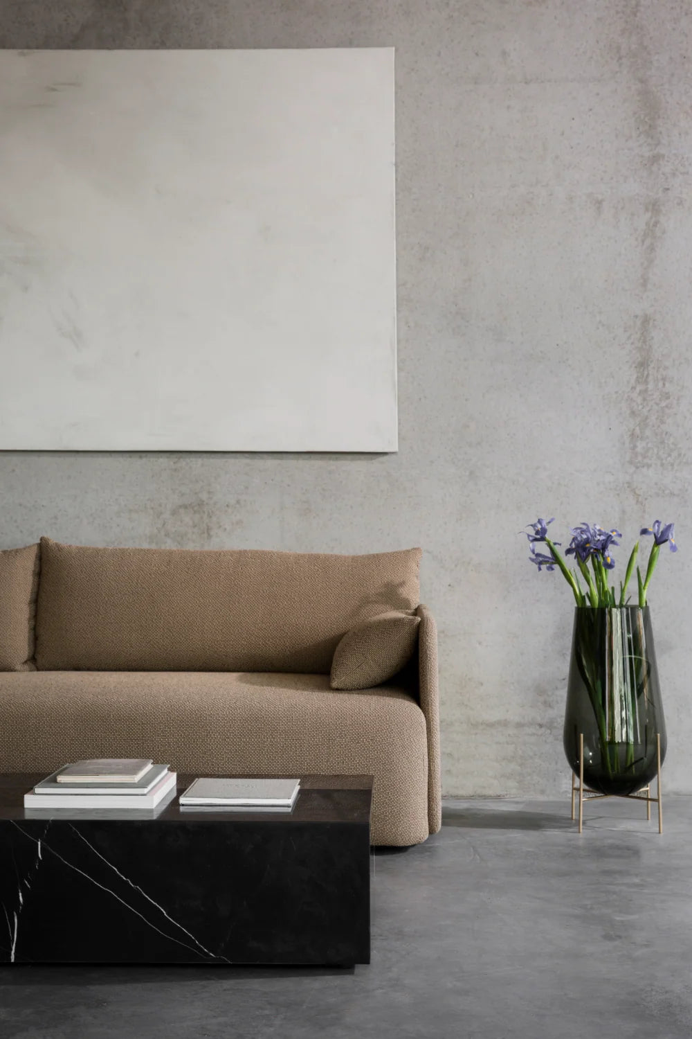 Luxury Offset Fabric 3-Seater Sofa Modern Italian Style for Villa