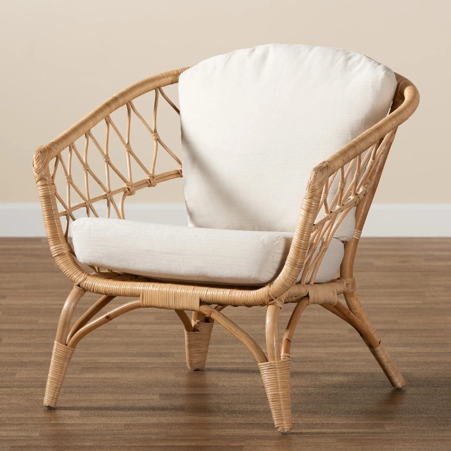 Luxury Openwork Rattan Accent Chair Modern Italian Style for Villa