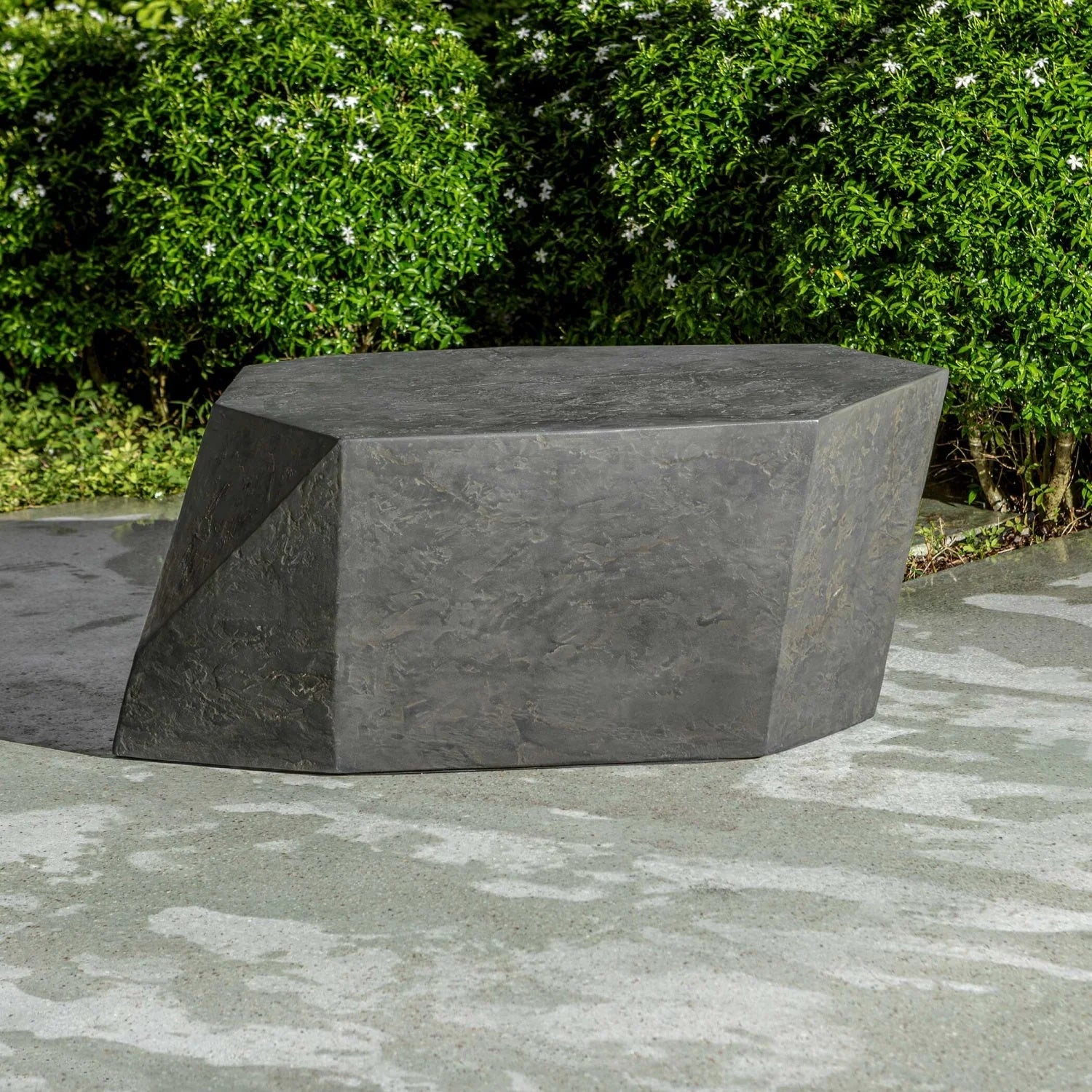 Luxury Parra Faceted Concrete Coffee Table Modern Italian Style for Villa