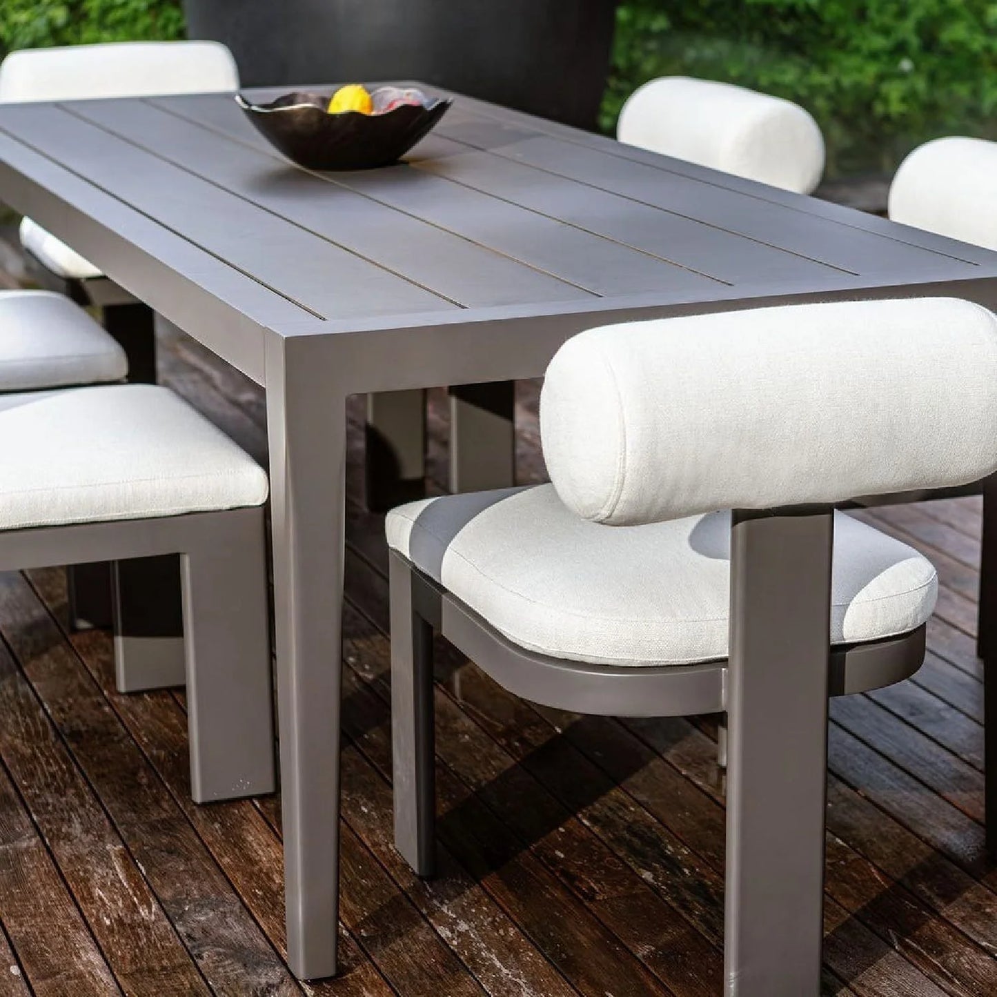 Luxury Polanco Aluminum Dining Table Modern Italian Style for Villa