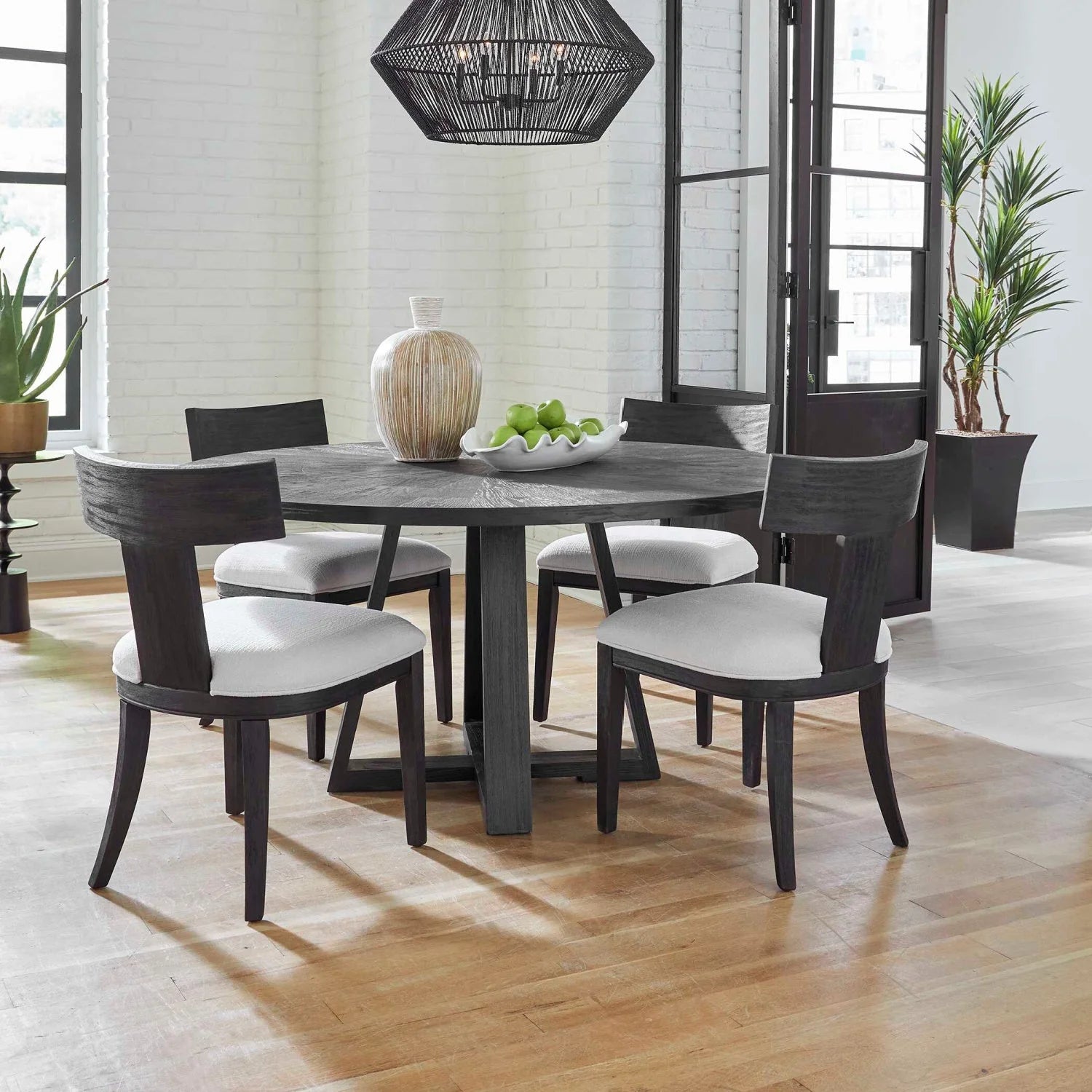 Luxury Pulsar Acacia Oval Dining Table Modern Italian Style for Villa