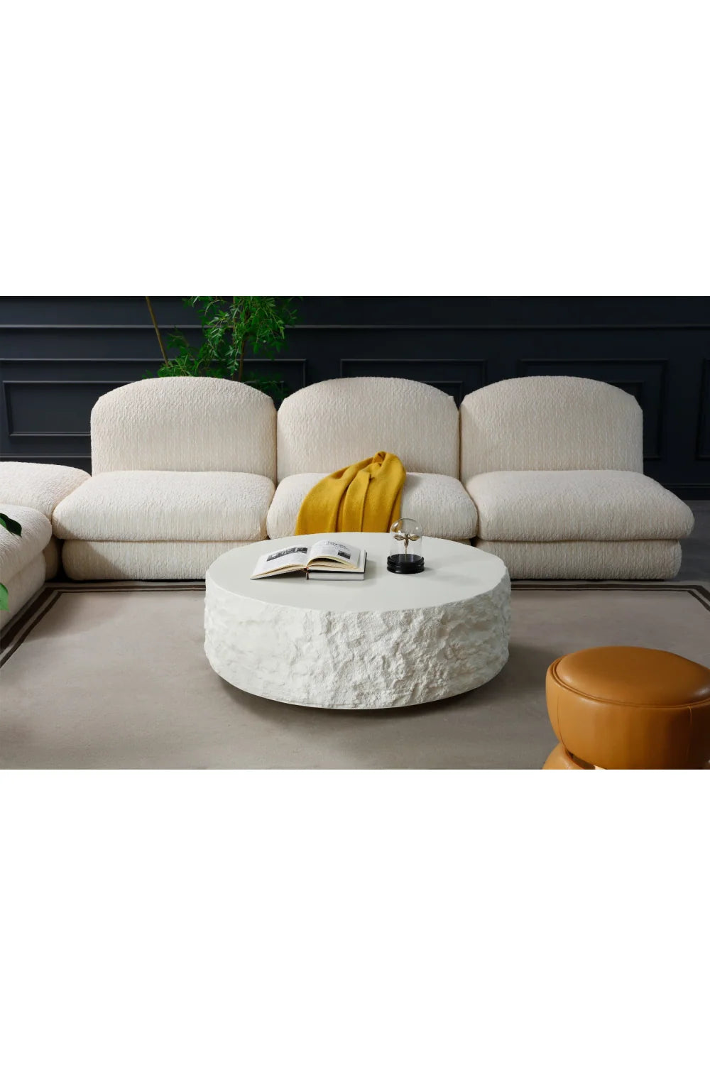 Luxury Quarry Round Fiberglass Coffee Table Modern Italian Style for Villa