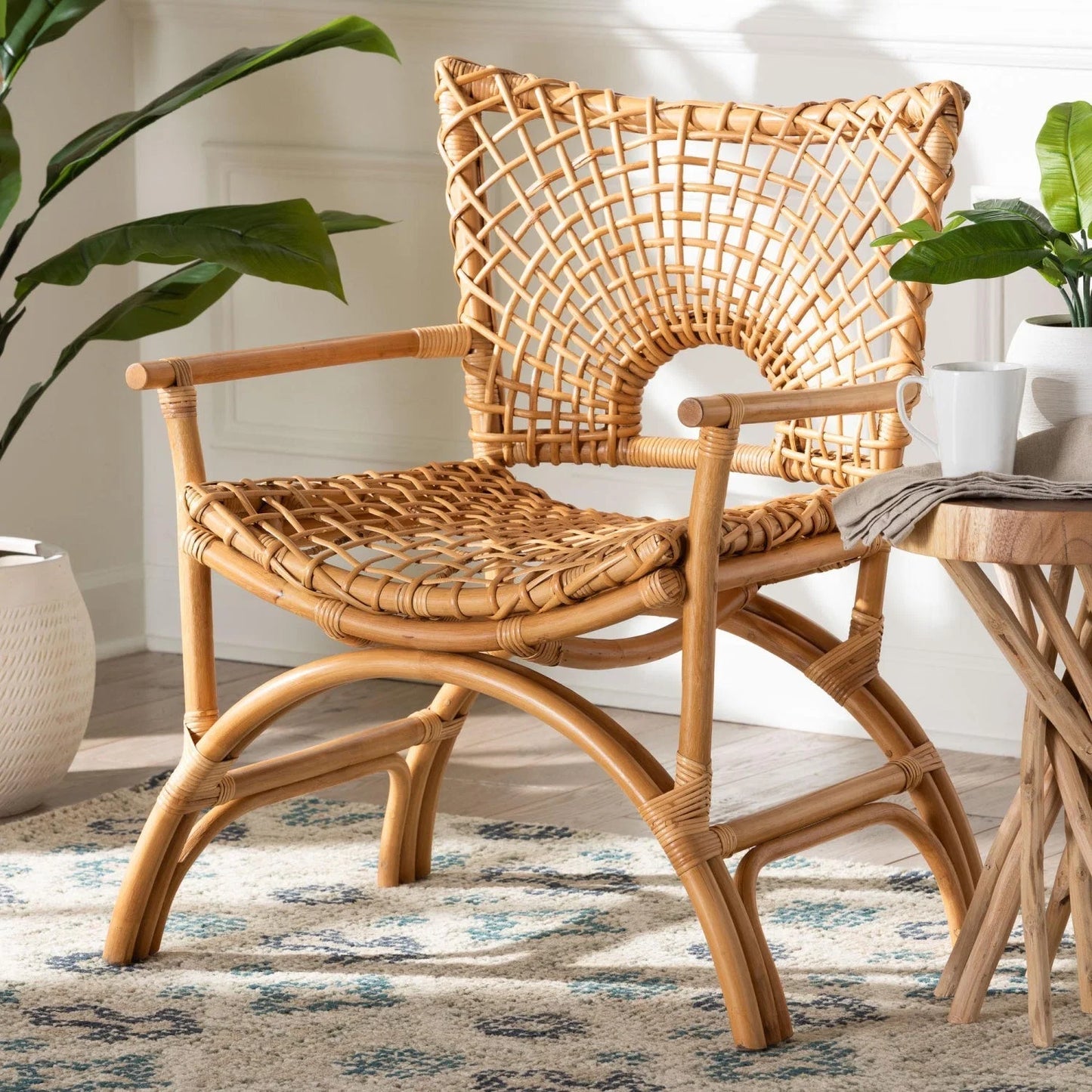 Luxury Rattan Accent Chair Modern Italian Style for Villa