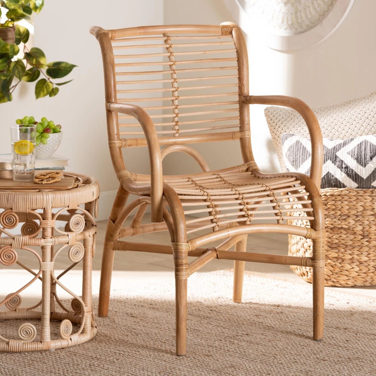 Luxury Rattan Lounge Chair Modern Italian Style for Villa
