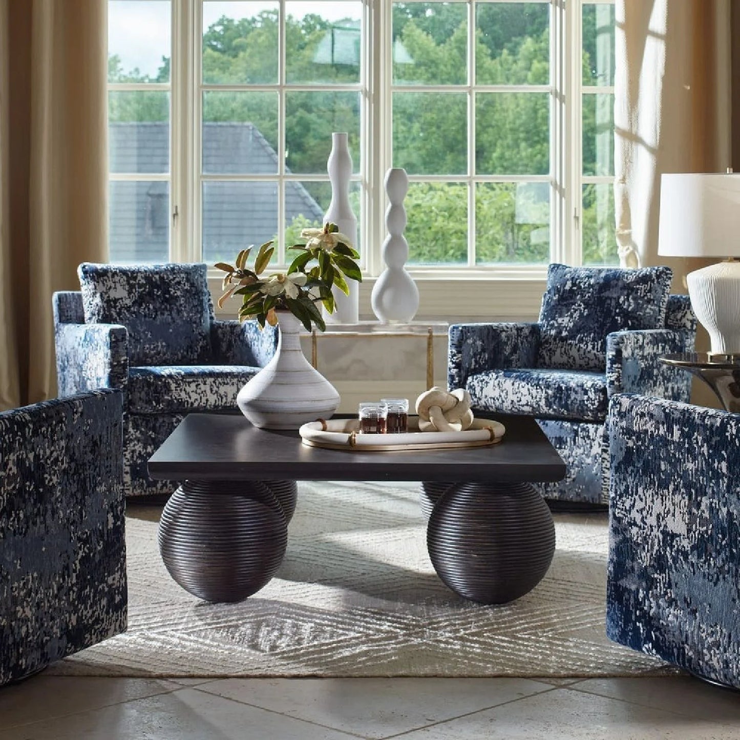 Luxury Rattan Sphere Coffee Table Modern Italian Style for Villa