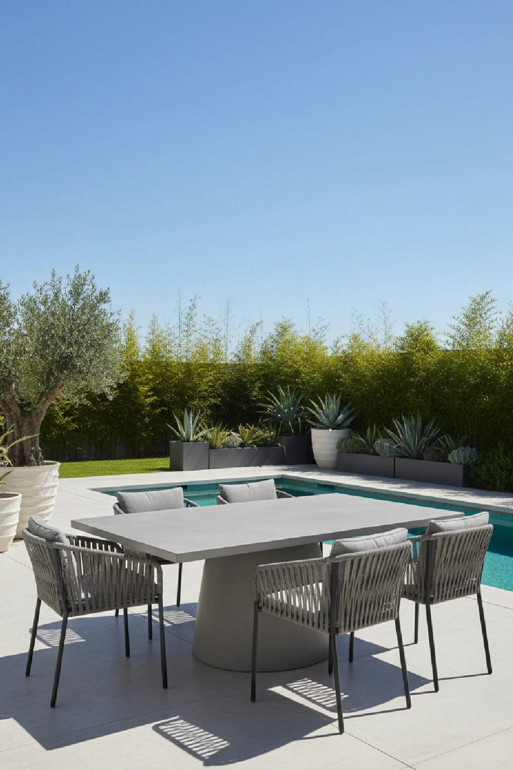 Luxury Rectangular Concrete Dining Table Modern Italian Style for Villa