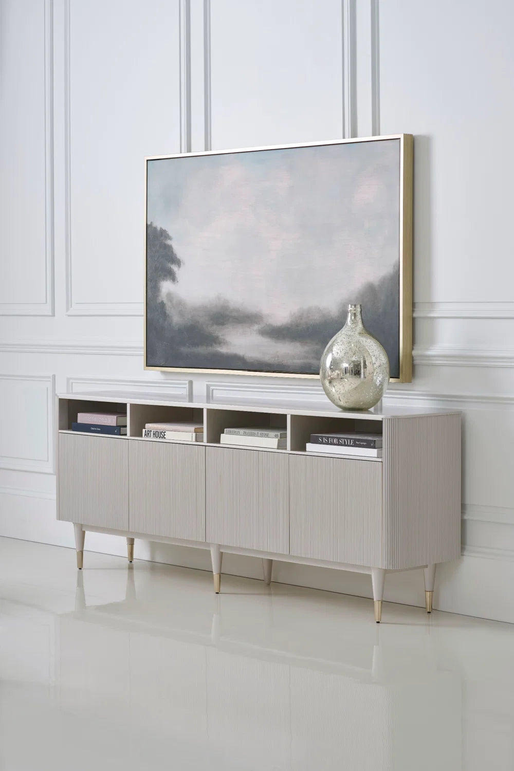 Luxury Reeded 4-Door TV Cabinet Modern Italian Style for Villa