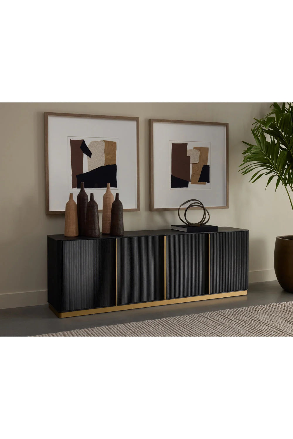 Luxury Reeded Oak 4-Door Sideboard European Style for Villa