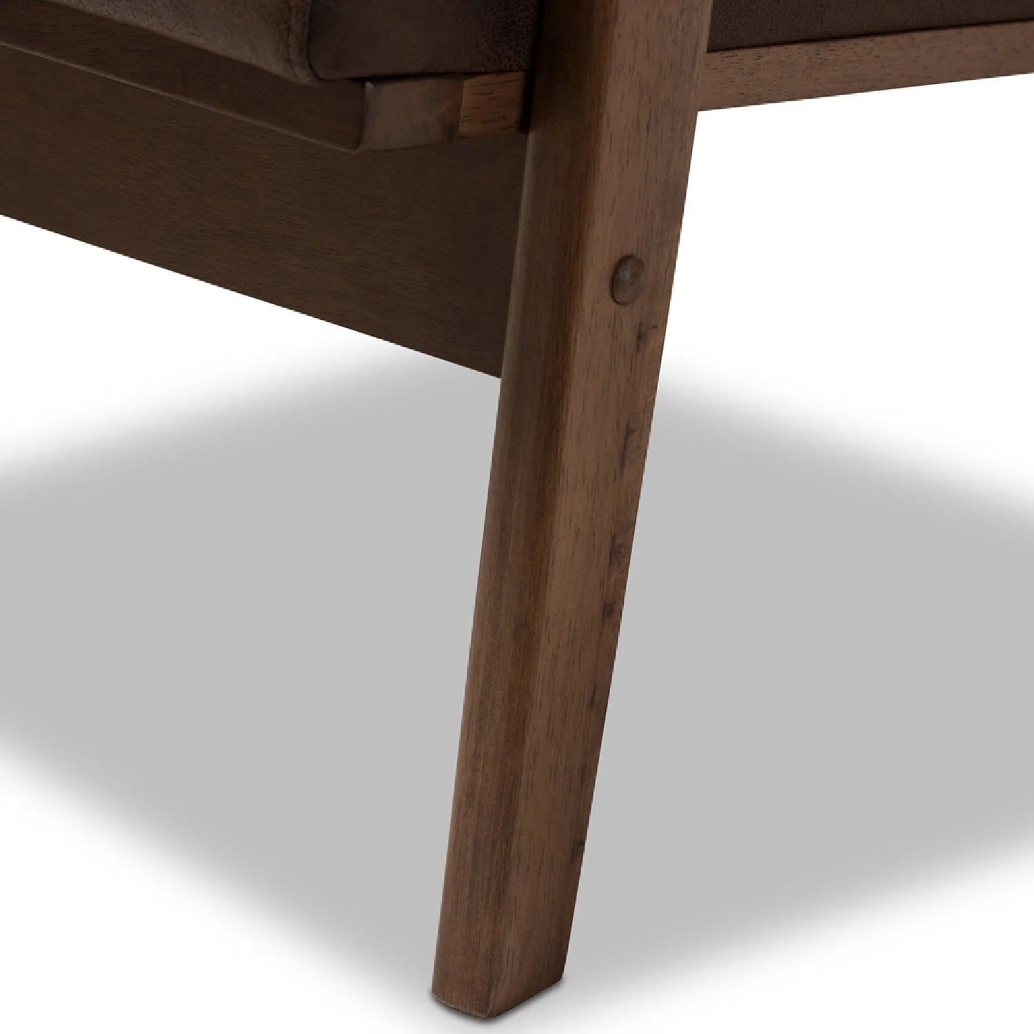Luxury Retro Padded Lounge Chair Modern Italian Style for Villa