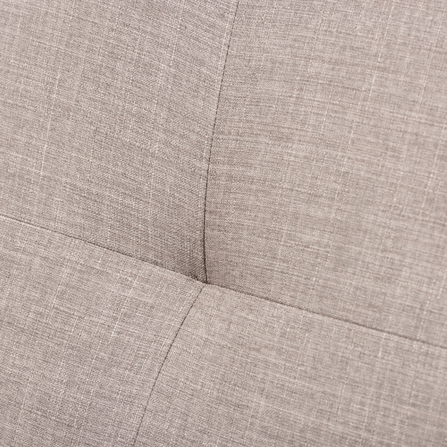 Luxury Retro Padded Lounge Chair Modern Italian Style for Villa