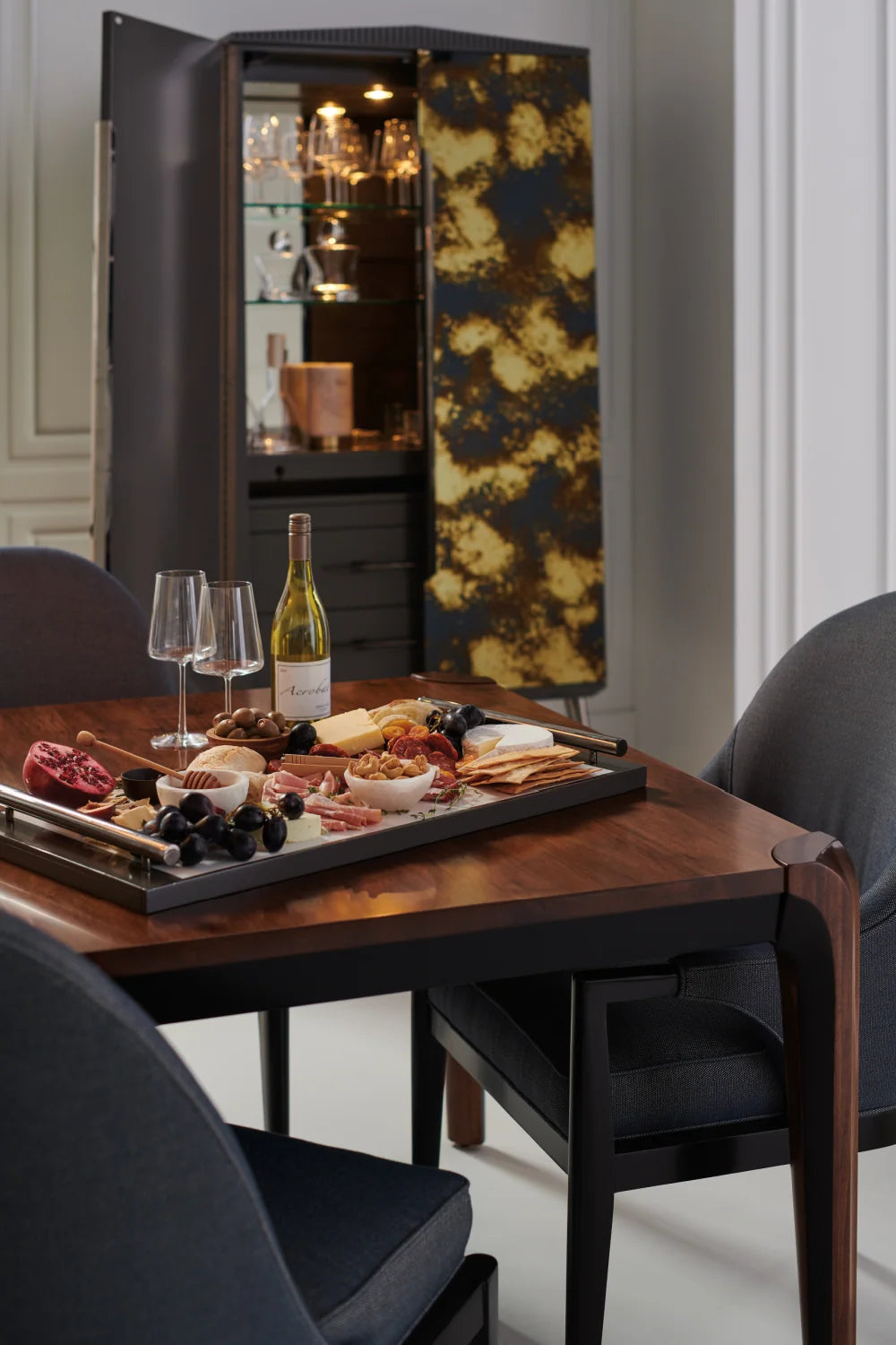 Luxury Room for More Extendable Dining Table Modern Italian Style for Villa