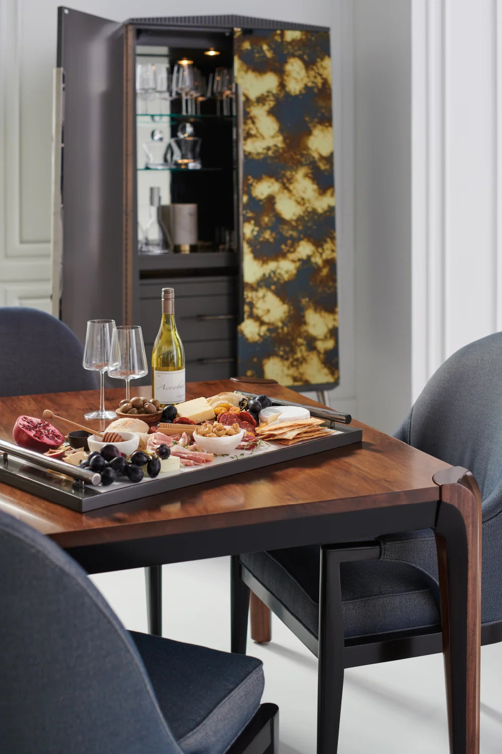 Luxury Room for More Extendable Dining Table Modern Italian Style for Villa
