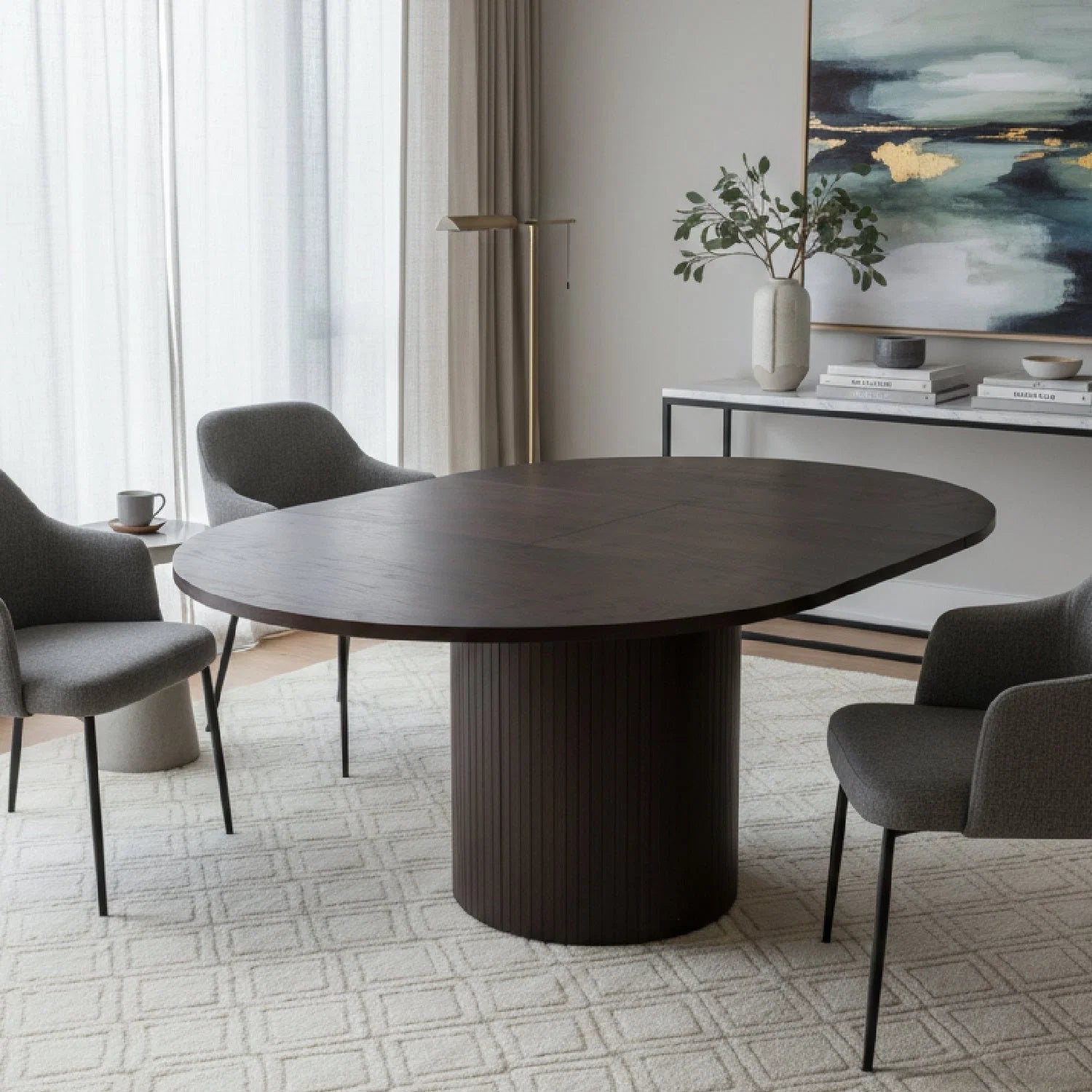 Luxury Round Brown Oak Dining Table Modern Italian Style for Villa