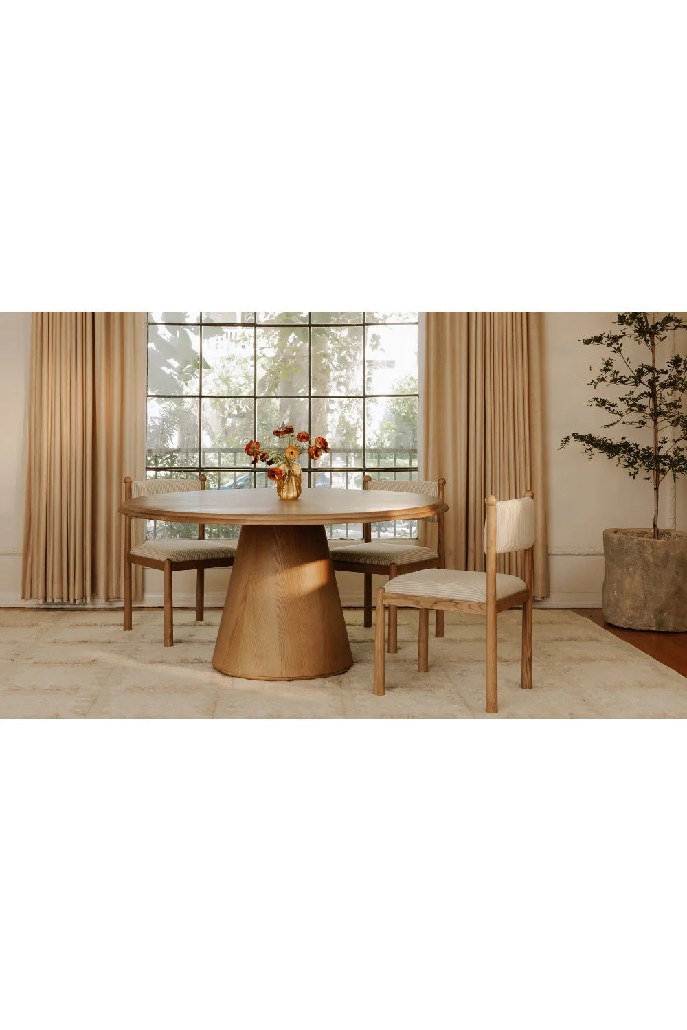 Luxury Round Brown Wood Dining Table Modern Italian Style for Villa