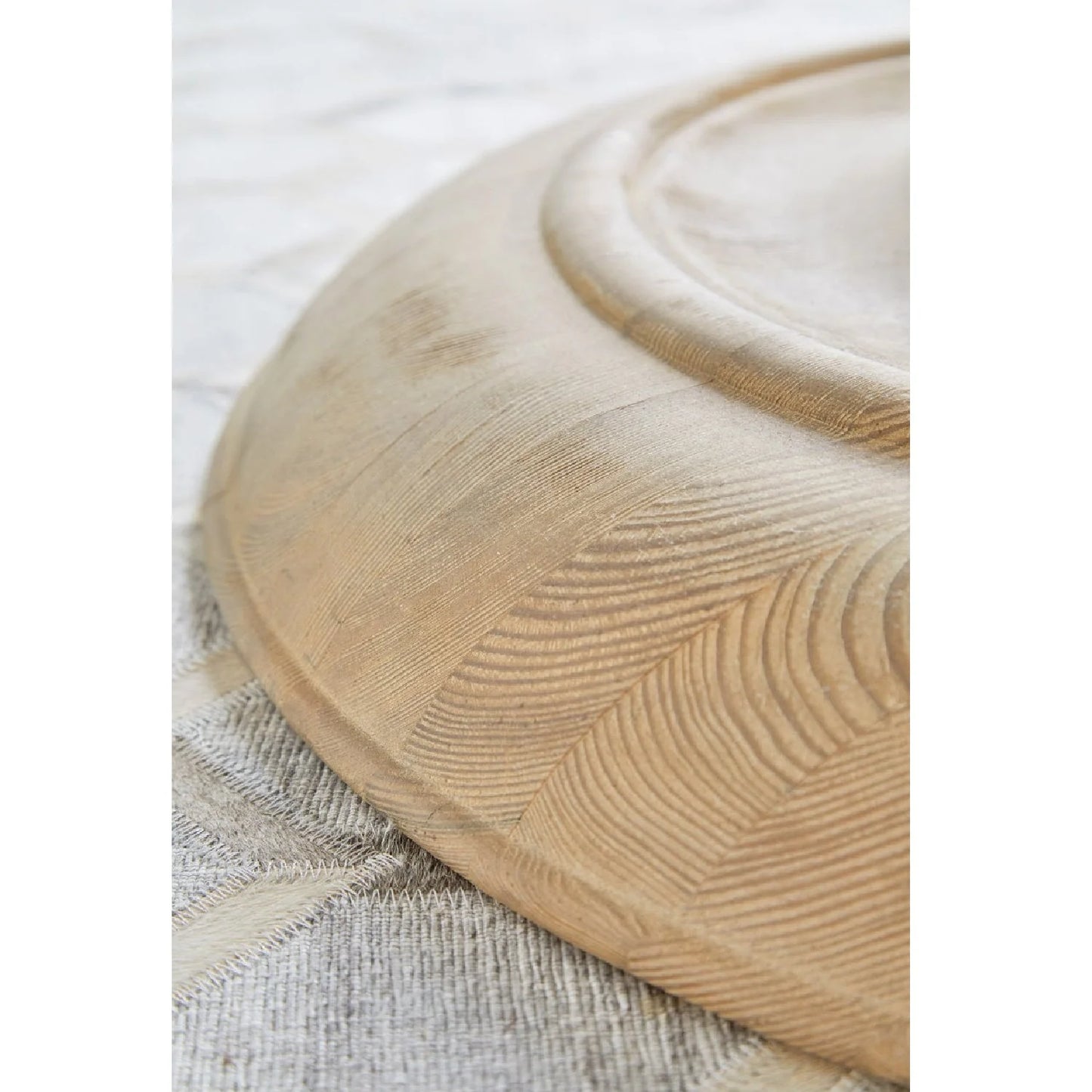 Luxury Round Gray Pine Dining Table Modern Italian Style for Villa