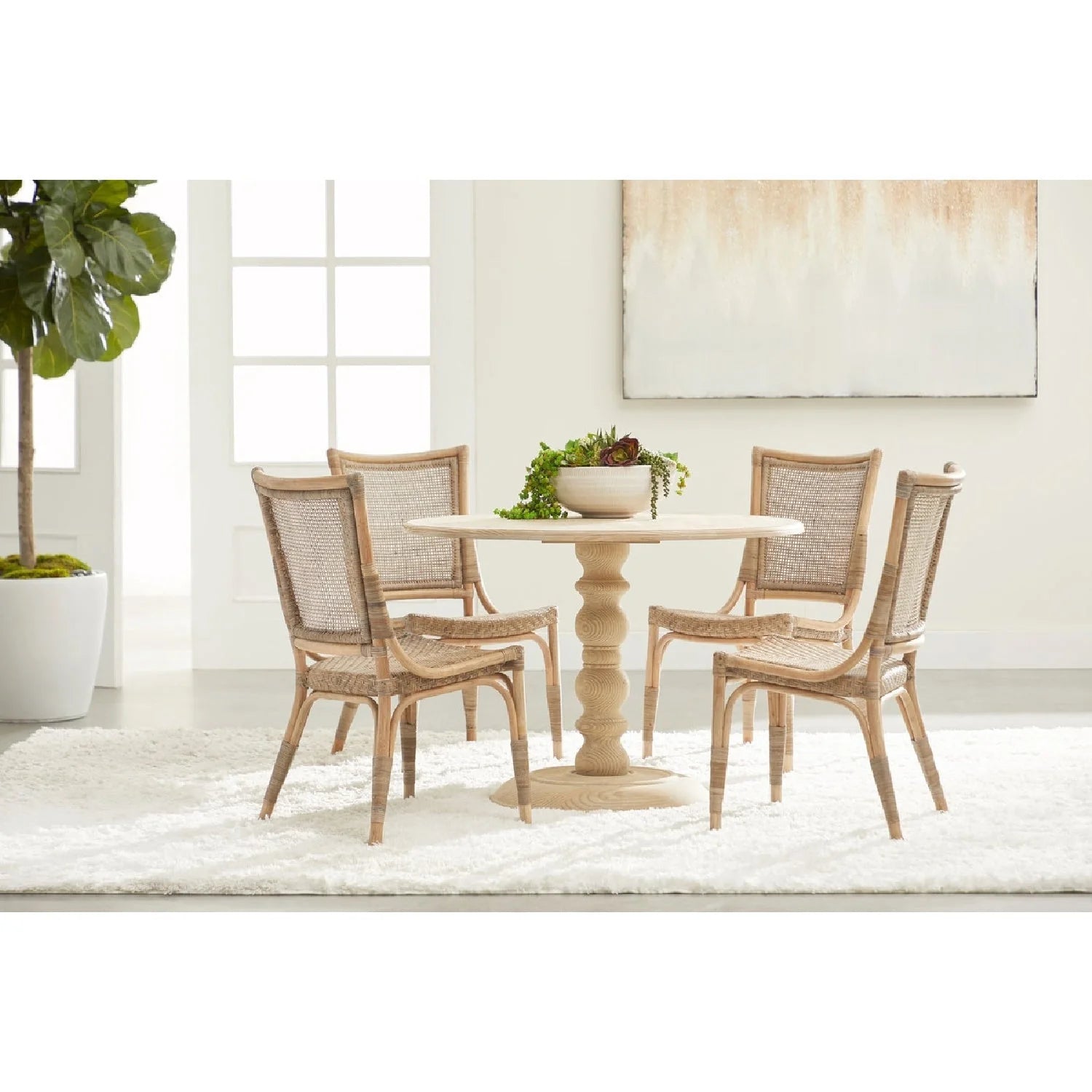 Luxury Round Gray Pine Dining Table Modern Italian Style for Villa