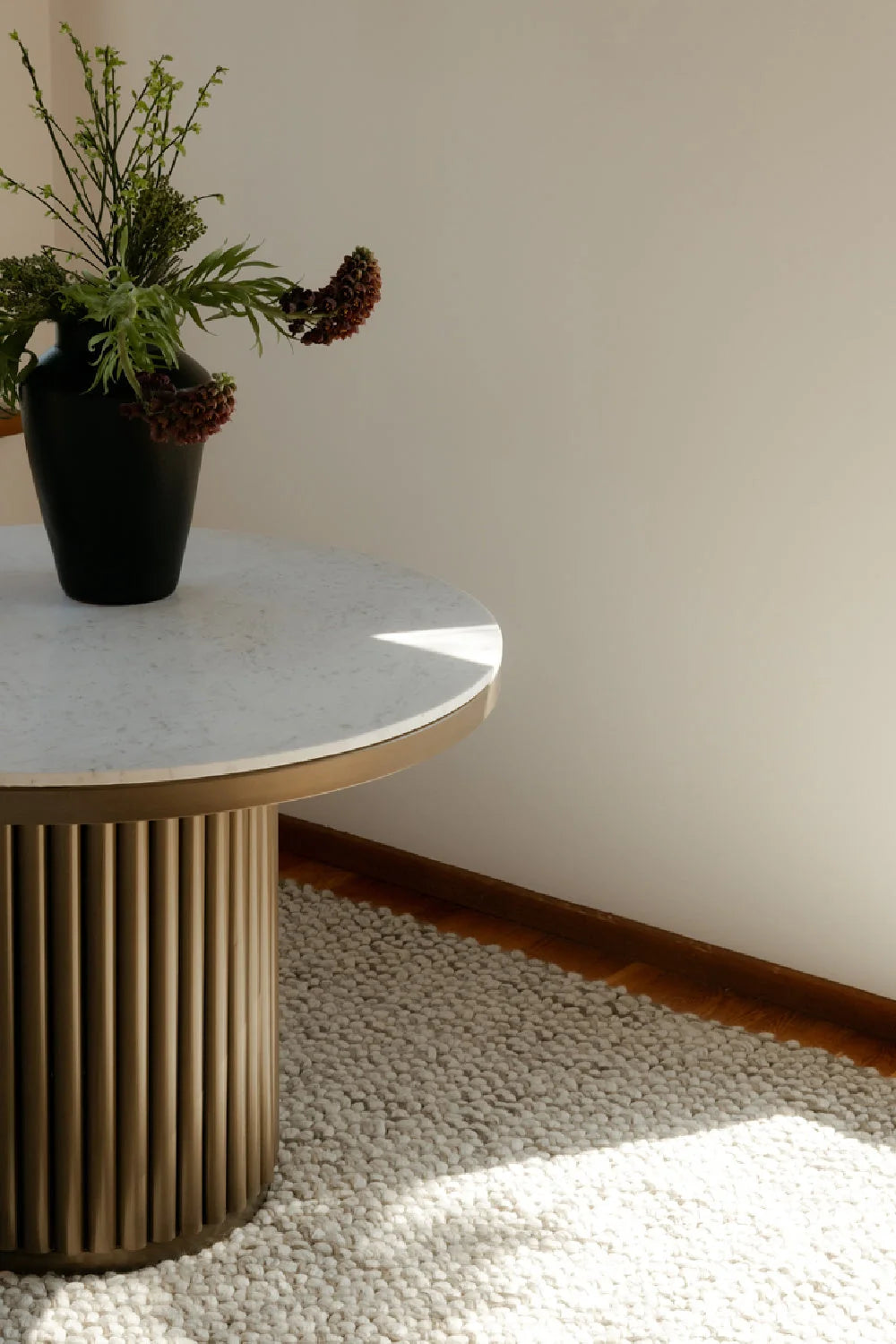 Luxury Round Marble Dining Table Modern Italian Style for Villa