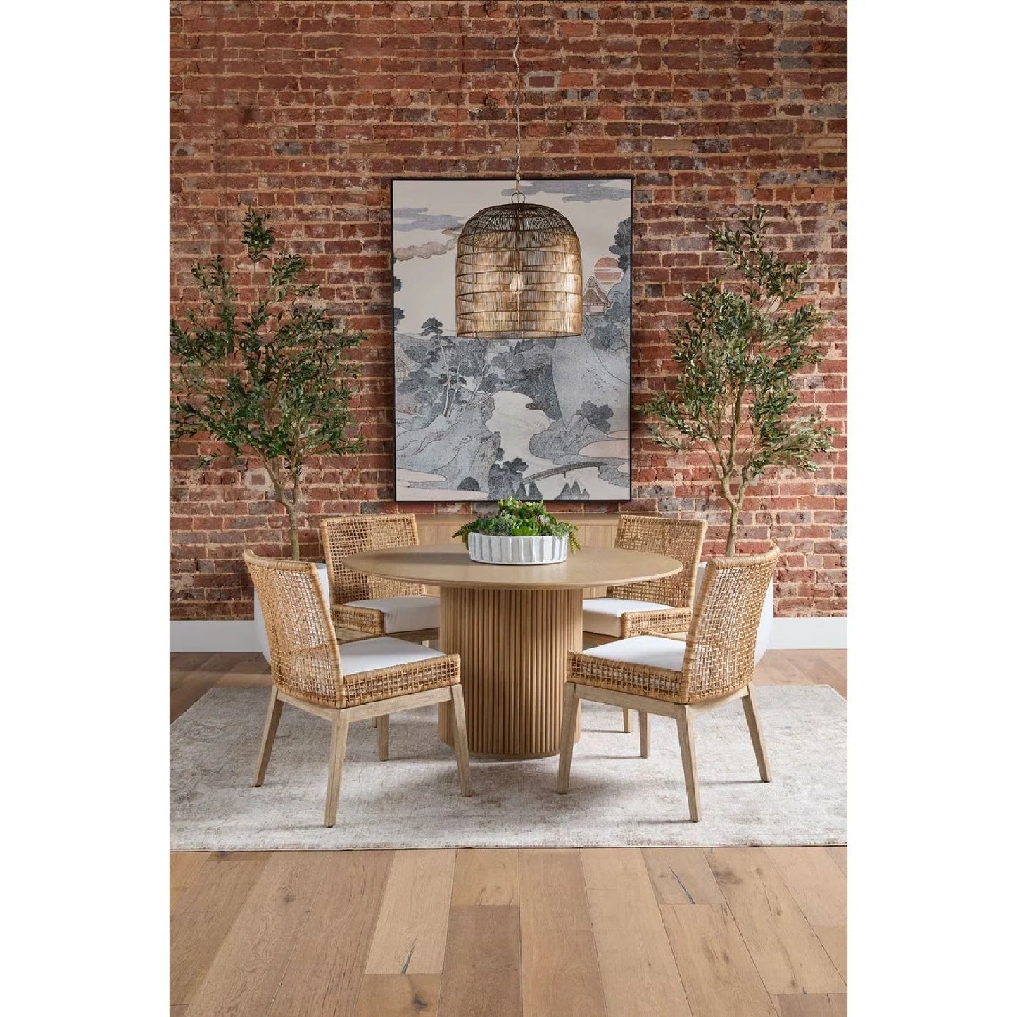 Luxury Round Natural Oak Dining Table Modern Italian Style for Villa