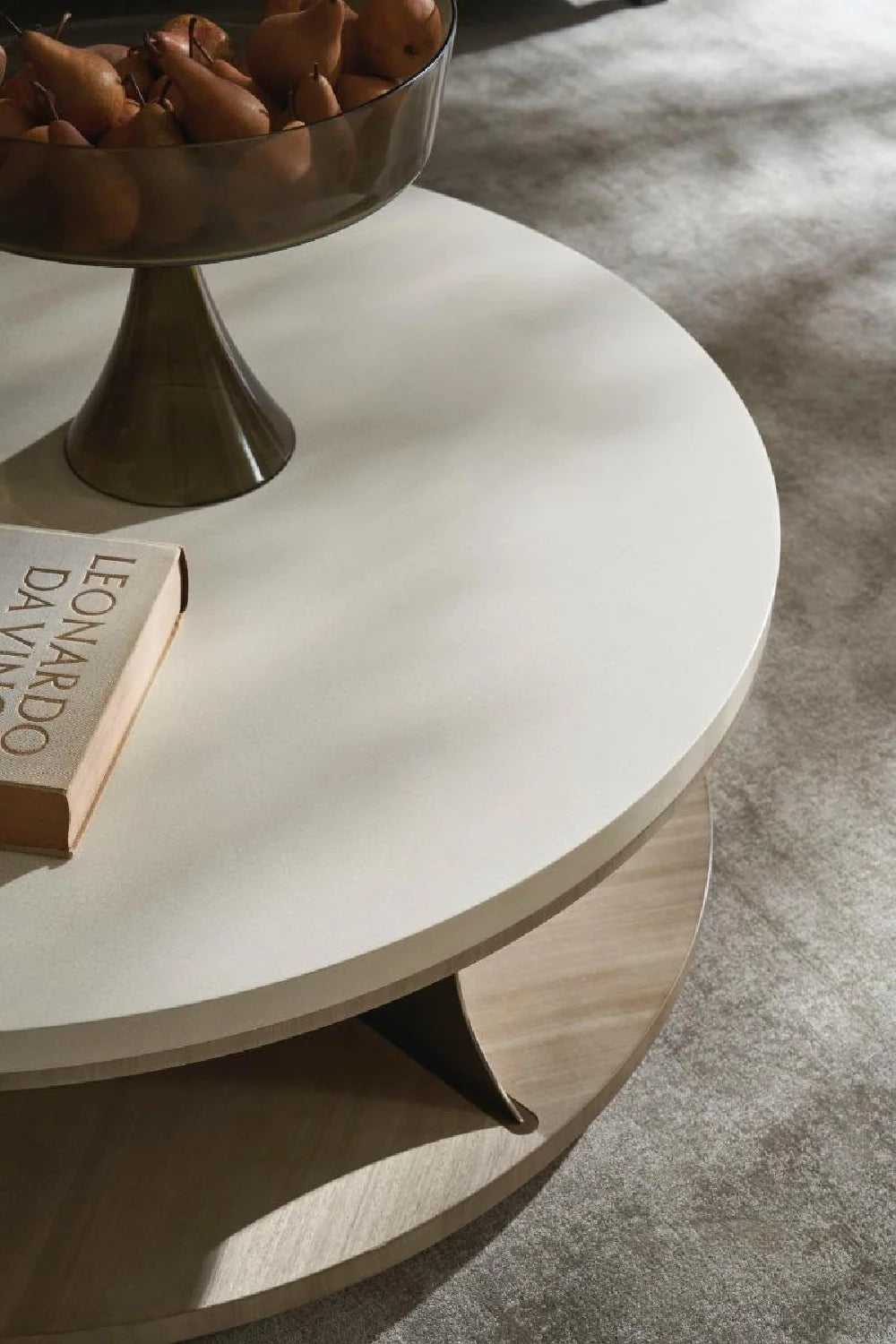 Luxury Round Swivel Cocktail Table Modern Italian Style for Villa