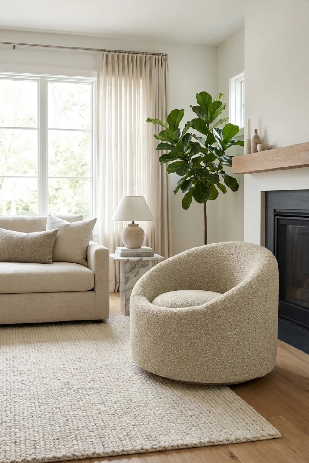 Luxury Round Upholstered Swivel Lounge Chair European Style for Villa
