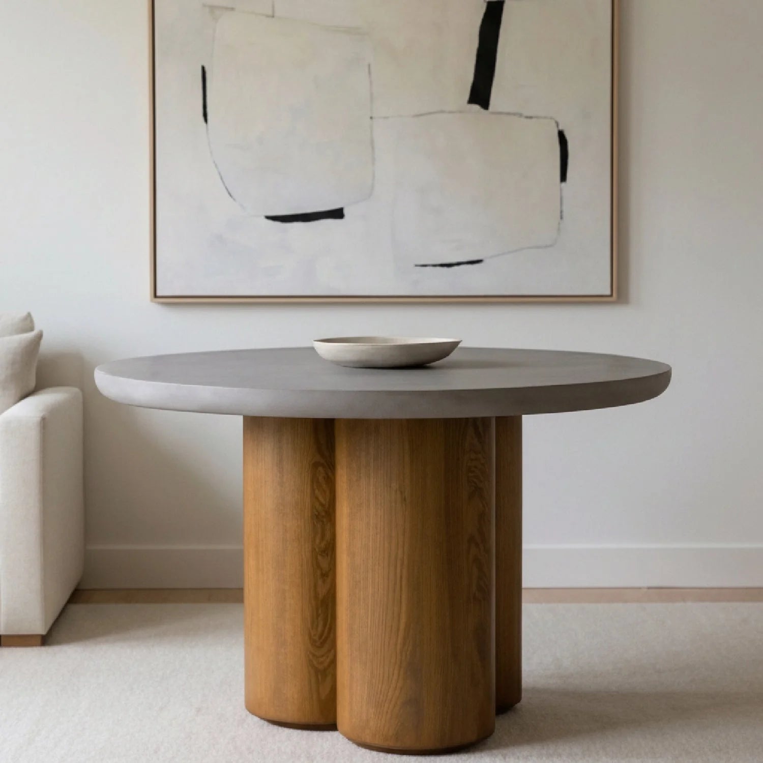 Luxury Round Walnut Veneer Dining Table Modern Italian Style for Villa