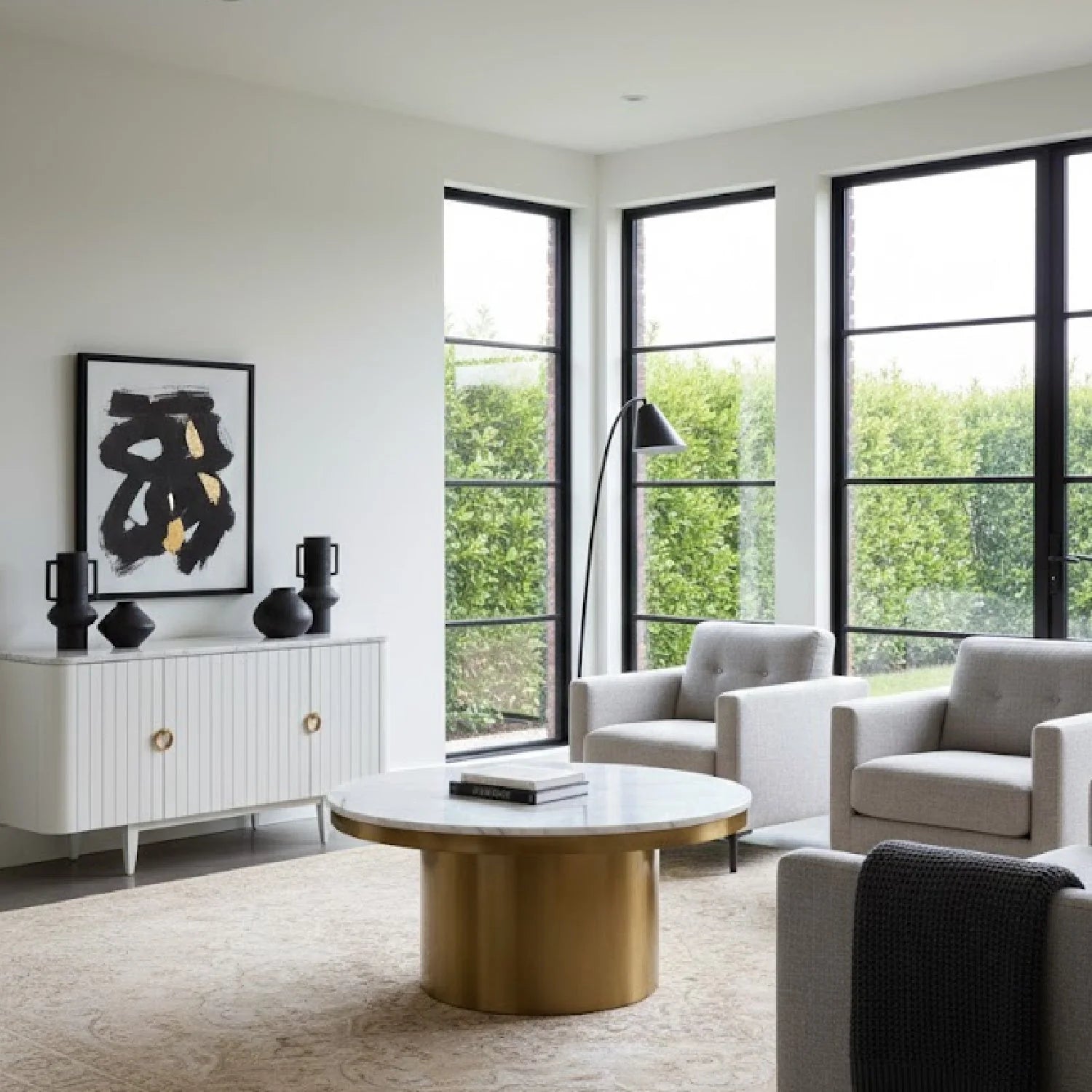 Luxury Round White and Gold Coffee Table Modern Italian Style for Villa