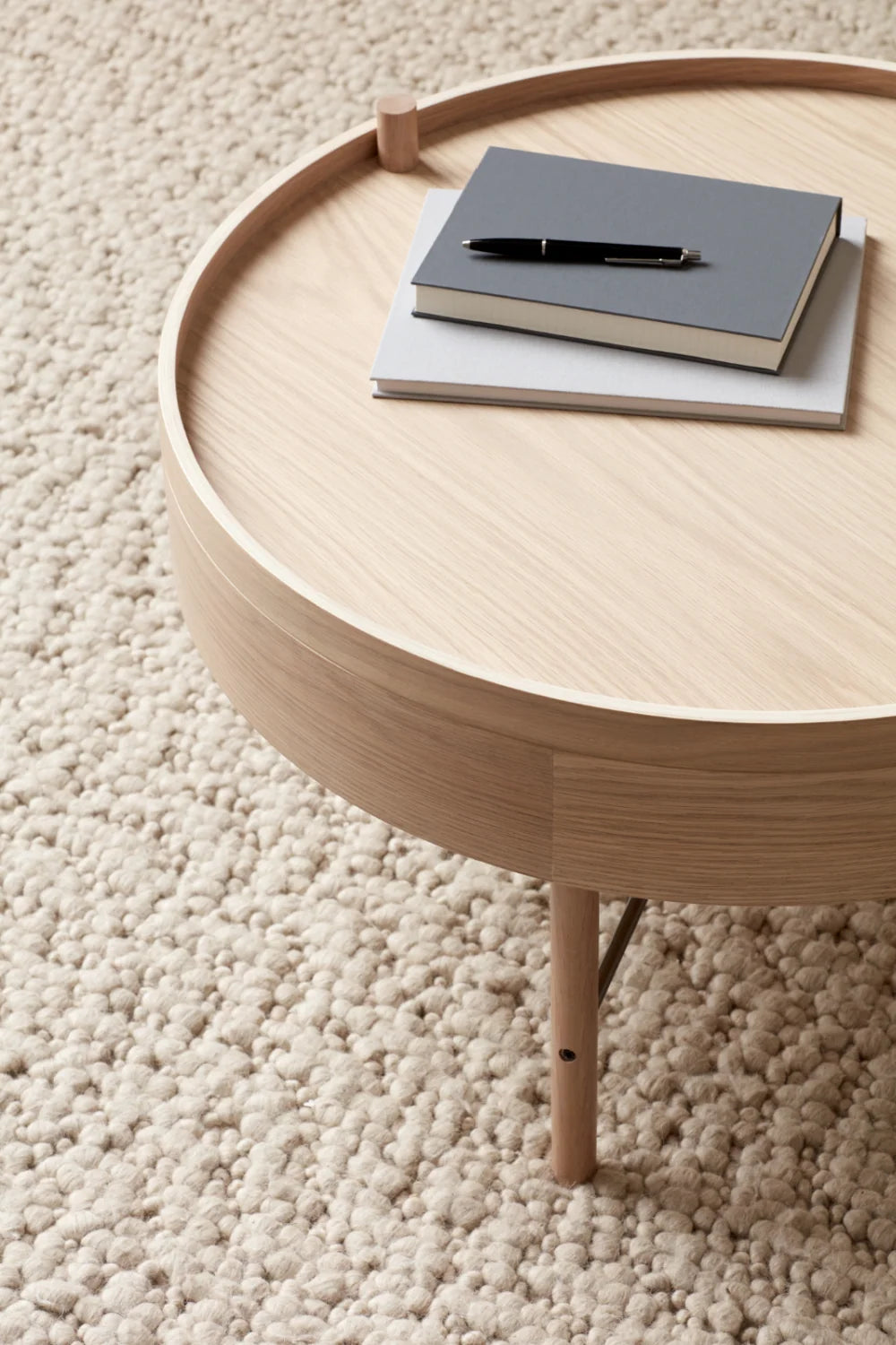 Luxury Round Wooden Turning Coffee Table Modern Italian Style for Villa