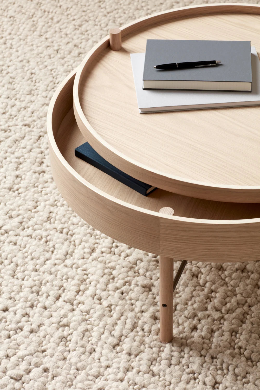 Luxury Round Wooden Turning Coffee Table Modern Italian Style for Villa