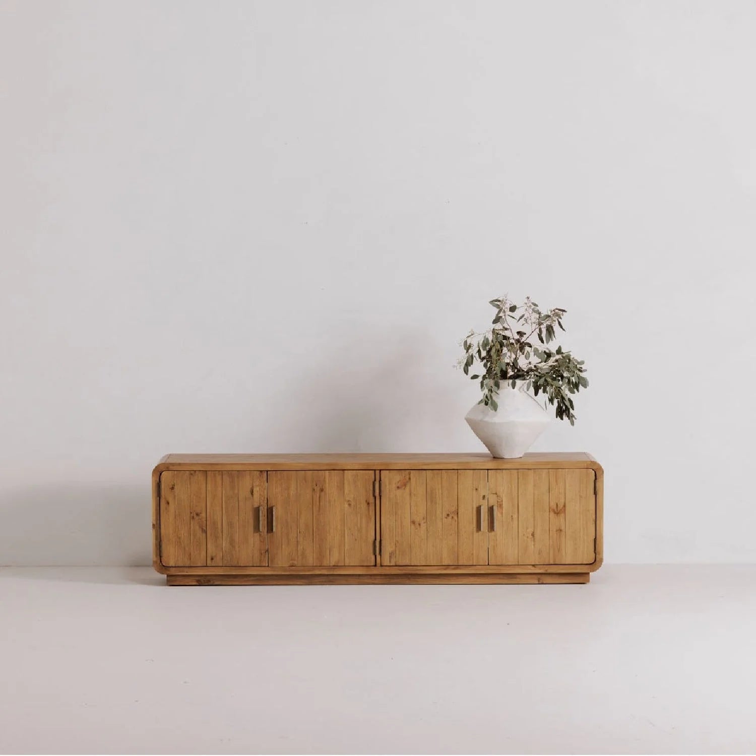 Luxury Rustic Pine Media Cabinet Modern Italian Style for Villa
