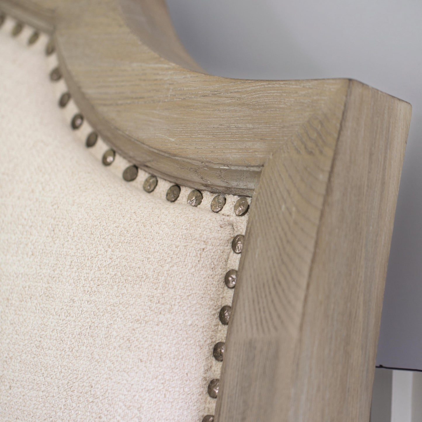 Luxury Santa Barbara Fabric Panel Bed Modern Italian Style for Villa