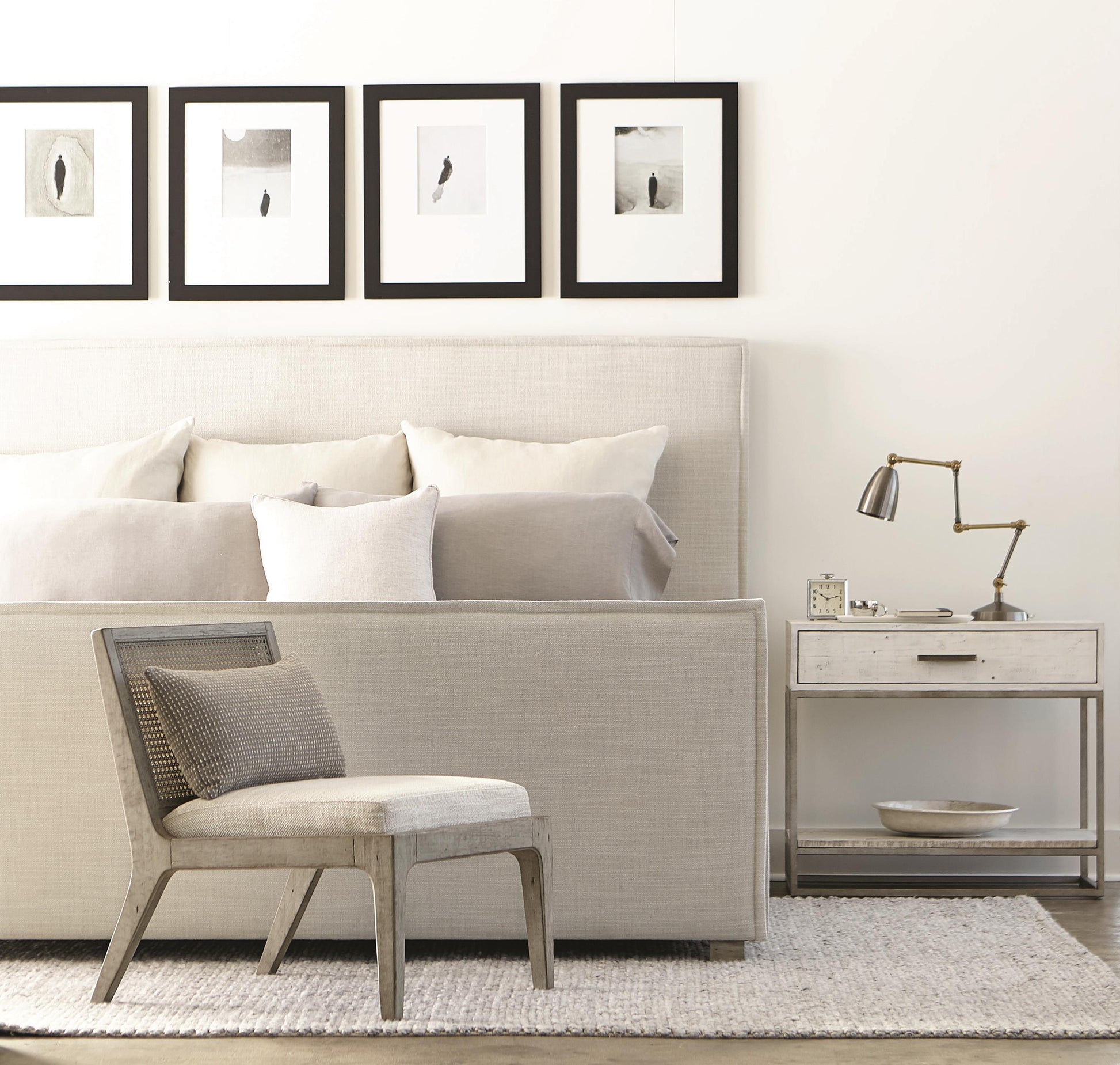 Luxury Sawyer Fabric Panel Bed Modern Italian Style for Villa